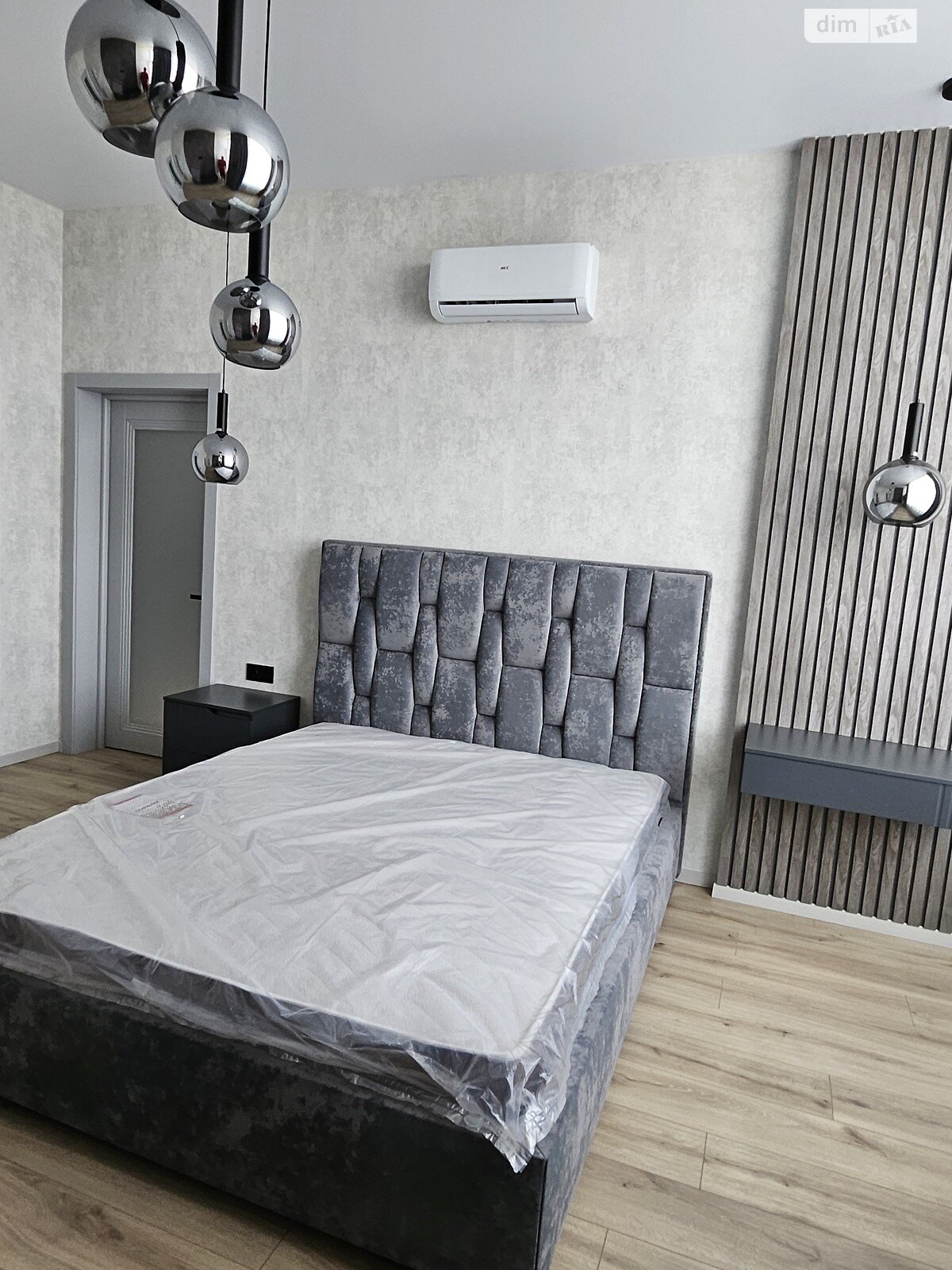 Продажа двухкомнатной квартиры в Черкассах, на ул. Гоголя 302, район Приднепровский фото 1 Продажа двухкомнатной квартиры в Черкассах, на ул. Гоголя 302, район Приднепровский фото 1