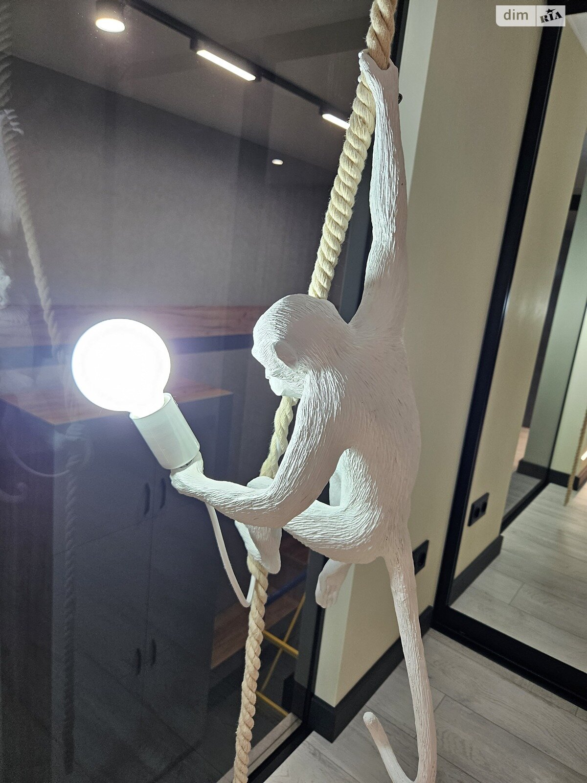 Продажа двухкомнатной квартиры в Черкассах, на ул. Гоголя 302, район Приднепровский фото 1 Продажа двухкомнатной квартиры в Черкассах, на ул. Гоголя 302, район Приднепровский фото 1