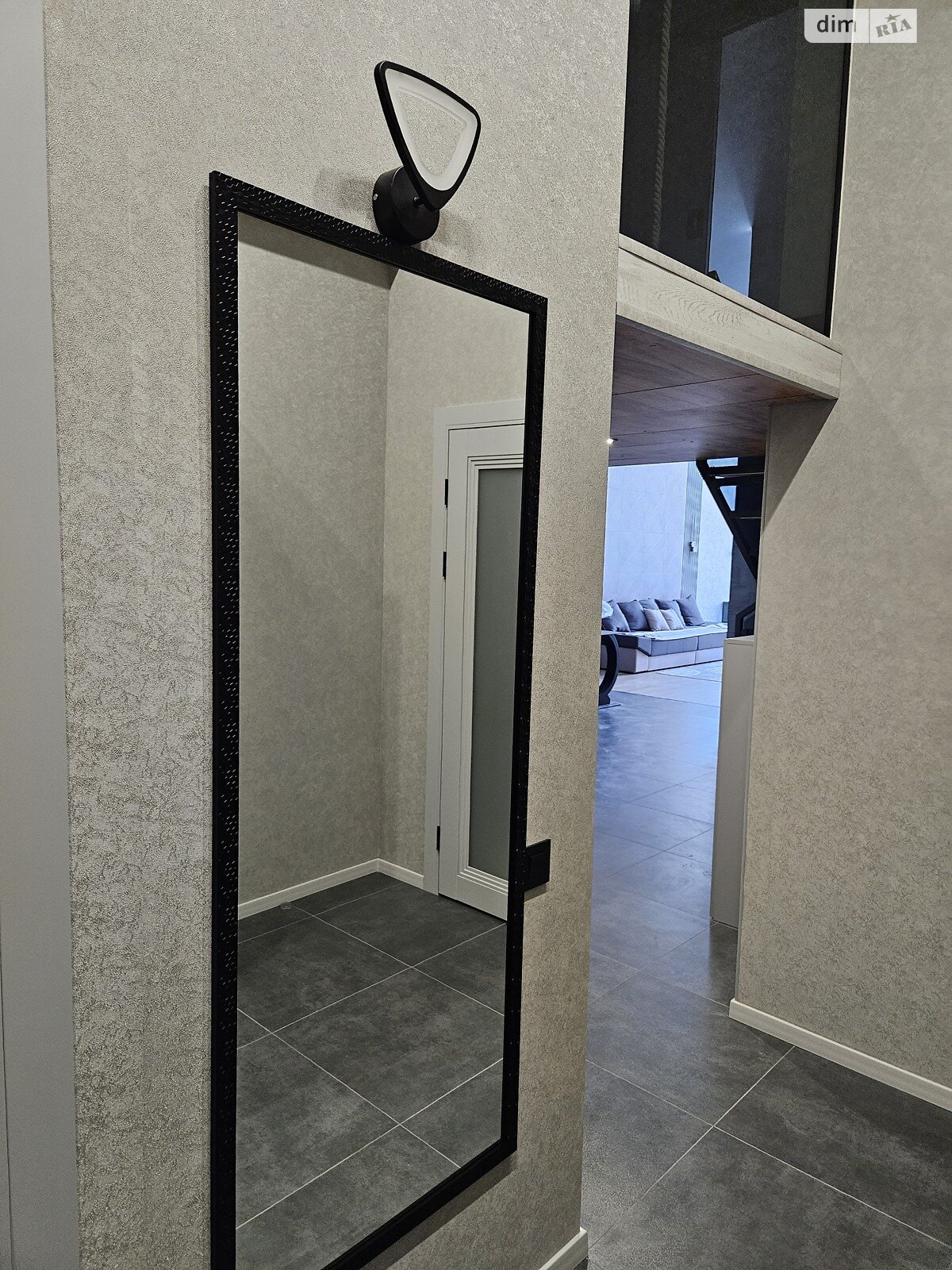 Продажа двухкомнатной квартиры в Черкассах, на ул. Гоголя 302, район Приднепровский фото 1 Продажа двухкомнатной квартиры в Черкассах, на ул. Гоголя 302, район Приднепровский фото 1