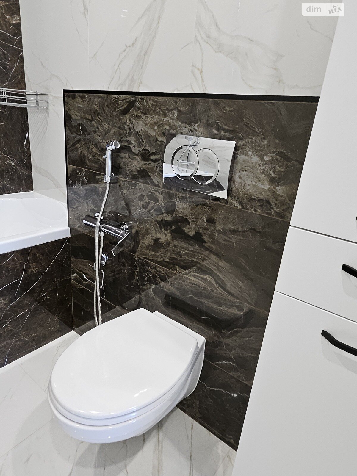 Продажа двухкомнатной квартиры в Черкассах, на ул. Гоголя 302, район Приднепровский фото 1 Продажа двухкомнатной квартиры в Черкассах, на ул. Гоголя 302, район Приднепровский фото 1