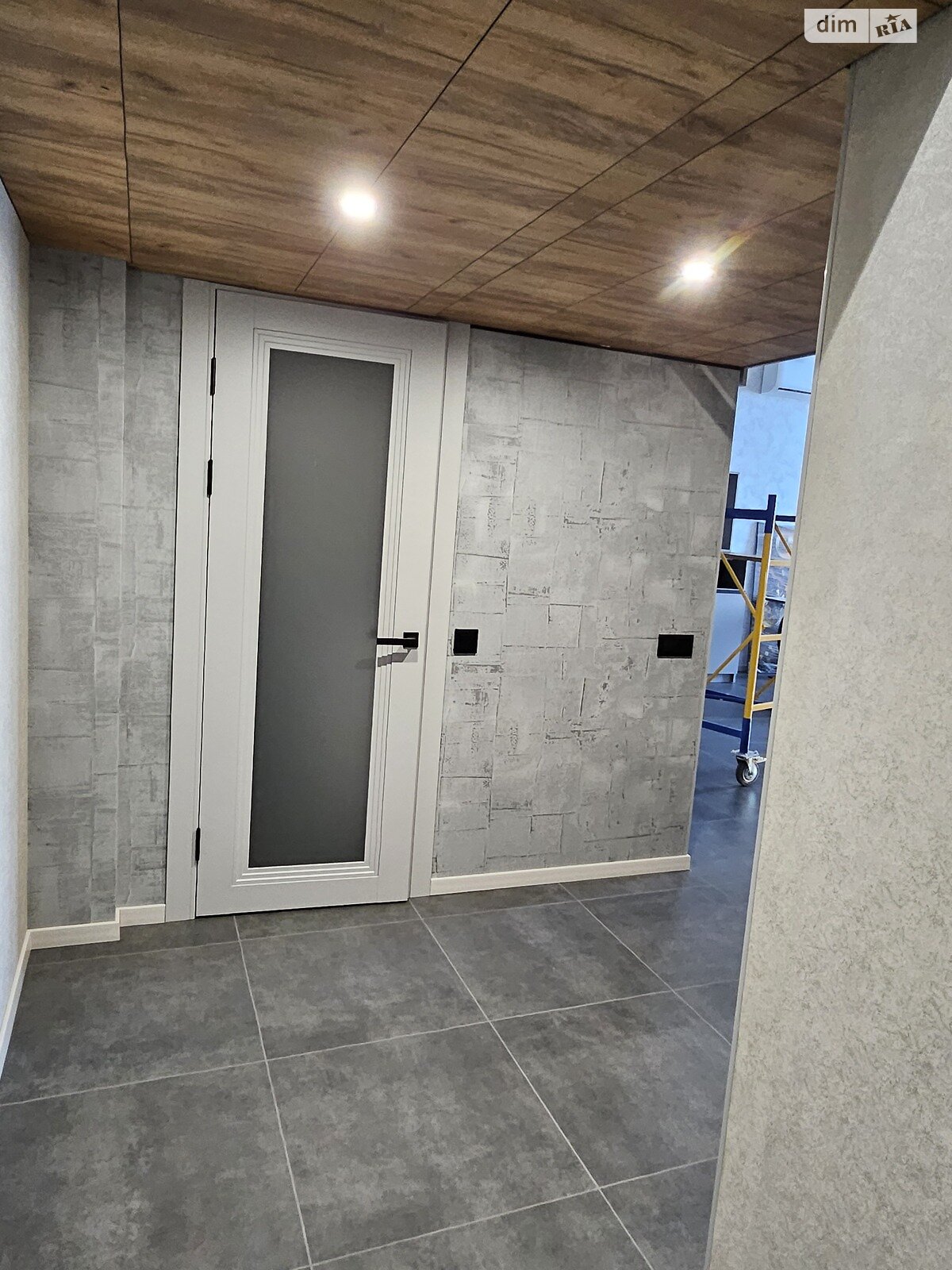 Продажа двухкомнатной квартиры в Черкассах, на ул. Гоголя 302, район Приднепровский фото 1 Продажа двухкомнатной квартиры в Черкассах, на ул. Гоголя 302, район Приднепровский фото 1