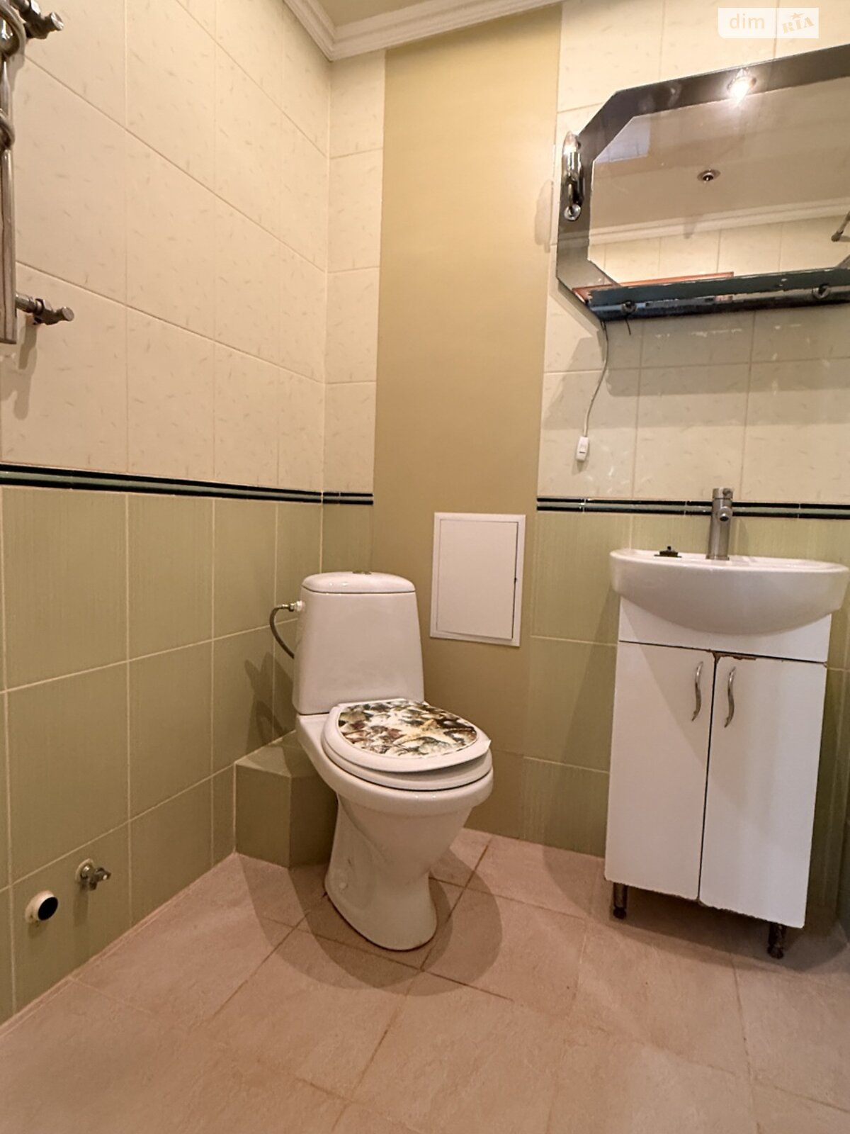 Продажа трехкомнатной квартиры в Черкассах, на ул. Гоголя 462, район Приднепровский фото 1