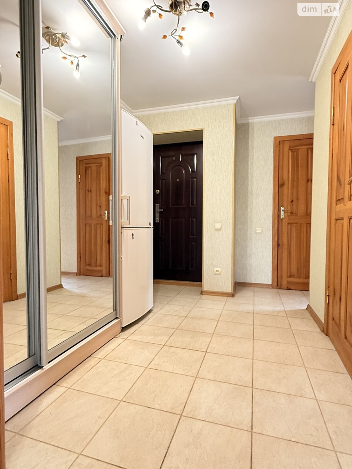 Продажа трехкомнатной квартиры в Черкассах, на ул. Гоголя 462, район Приднепровский фото 1