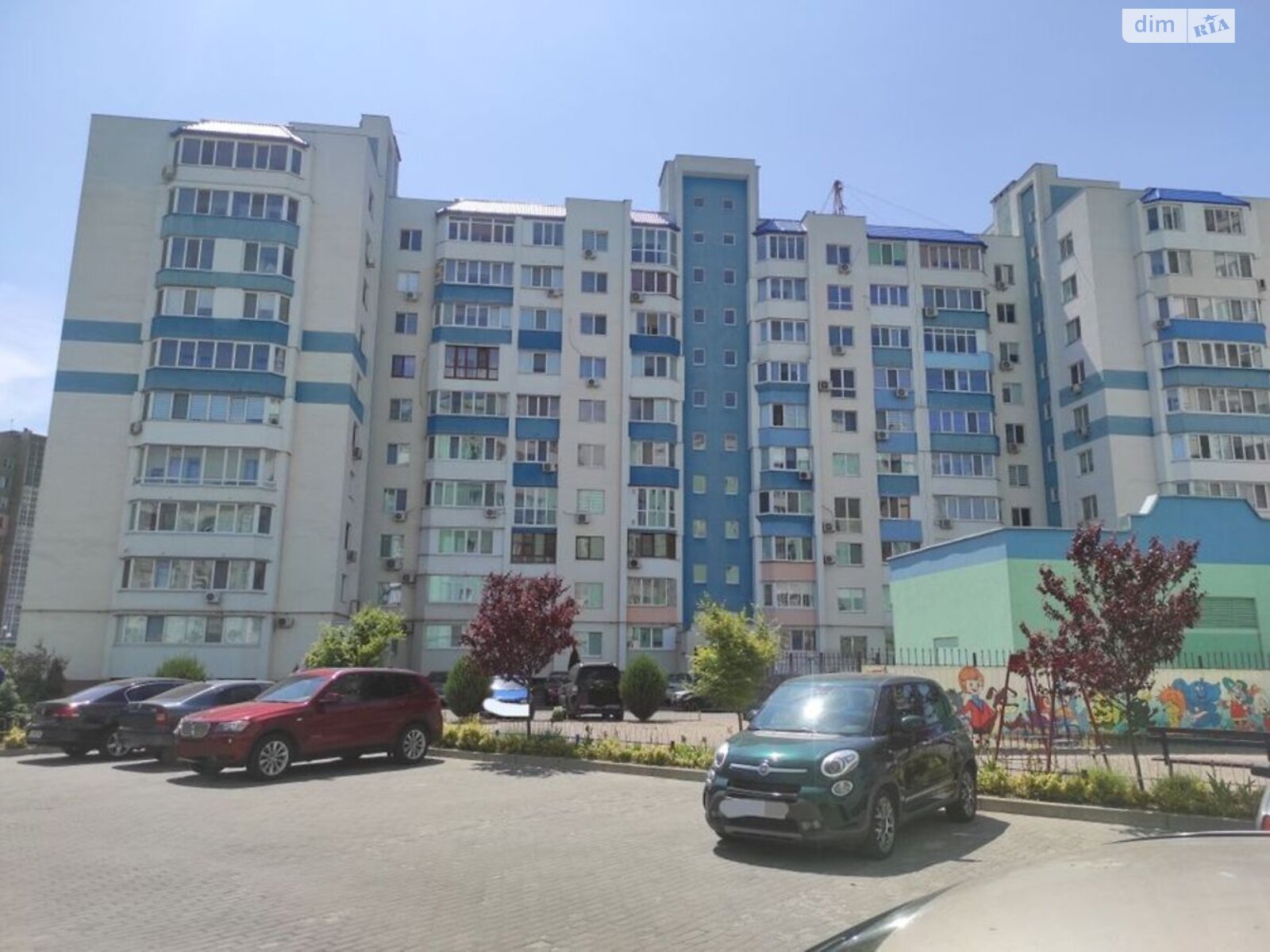Продажа трехкомнатной квартиры в Черкассах, на ул. Жужомы Сержанта 3, район Приднепровский фото 1