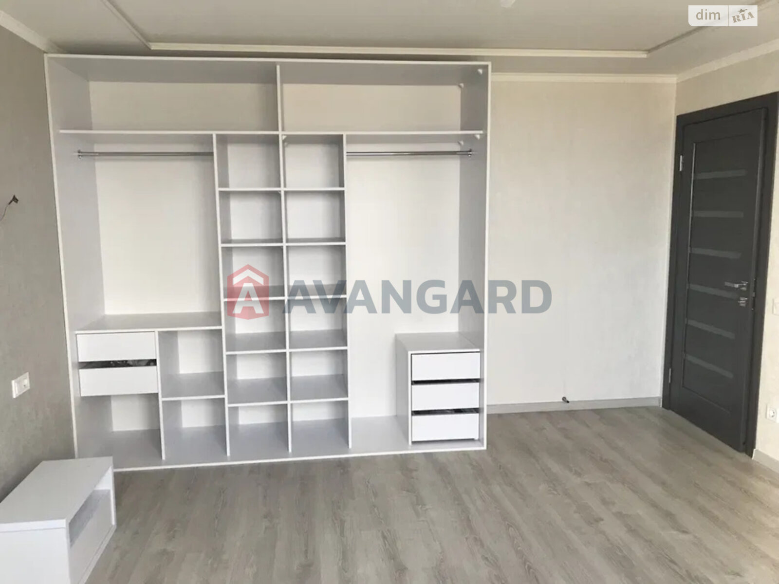Продажа трехкомнатной квартиры в Черкассах, на ул. Жужомы Сержанта 3, район Приднепровский фото 1 Продажа трехкомнатной квартиры в Черкассах, на ул. Жужомы Сержанта 3, район Приднепровский фото 1