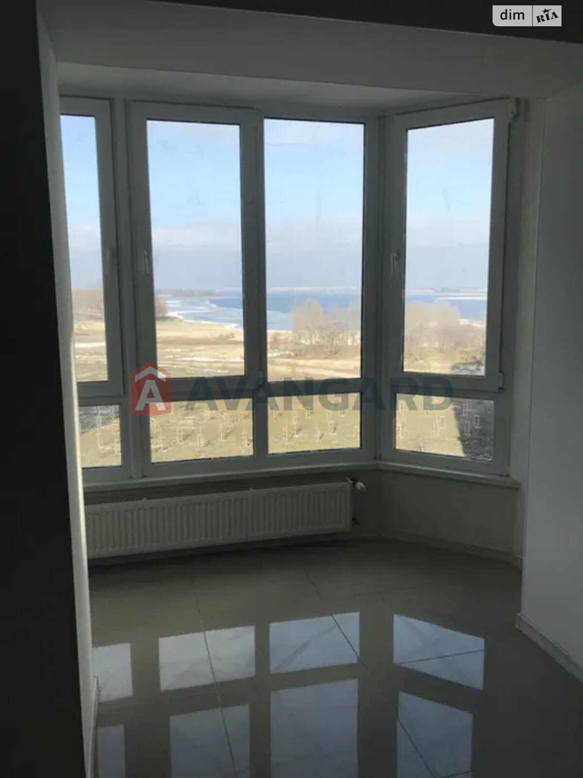 Продажа трехкомнатной квартиры в Черкассах, на ул. Жужомы Сержанта 3, район Приднепровский фото 1 Продажа трехкомнатной квартиры в Черкассах, на ул. Жужомы Сержанта 3, район Приднепровский фото 1
