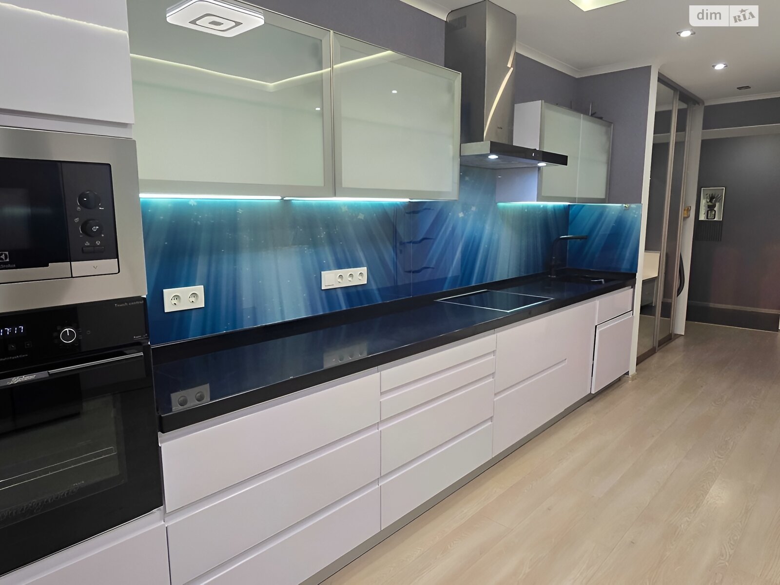 Продажа двухкомнатной квартиры в Черкассах, на ул. Жужомы Сержанта 3/1, район Приднепровский фото 1 Продажа двухкомнатной квартиры в Черкассах, на ул. Жужомы Сержанта 3/1, район Приднепровский фото 1