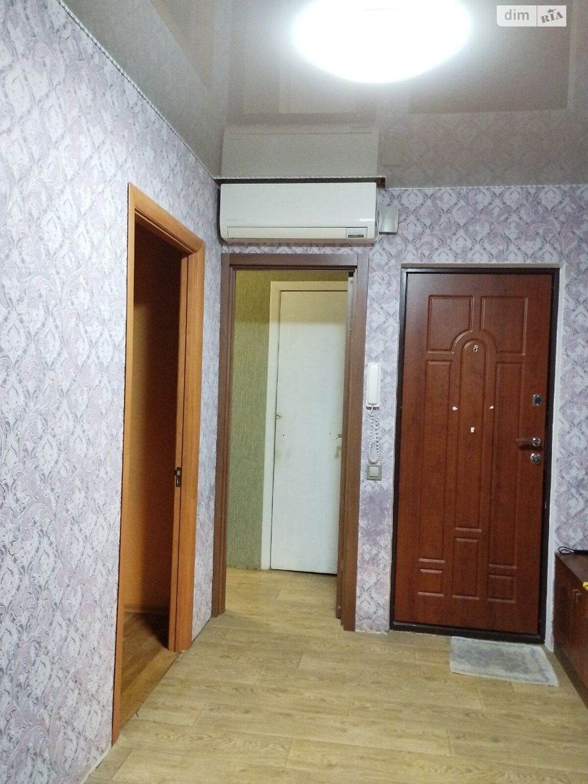 Продажа трехкомнатной квартиры в Черкассах, на ул. Казацкая 5, кв. 360, район Приднепровский фото 1