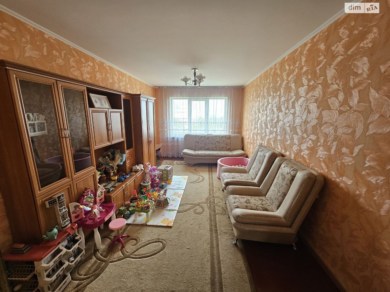 Продаж трикімнатної квартири в Черкасах, на вул. Нарбутівська 160/3, район Придніпровський фото 1 Продаж трикімнатної квартири в Черкасах, на вул. Нарбутівська 160/3, район Придніпровський фото 1