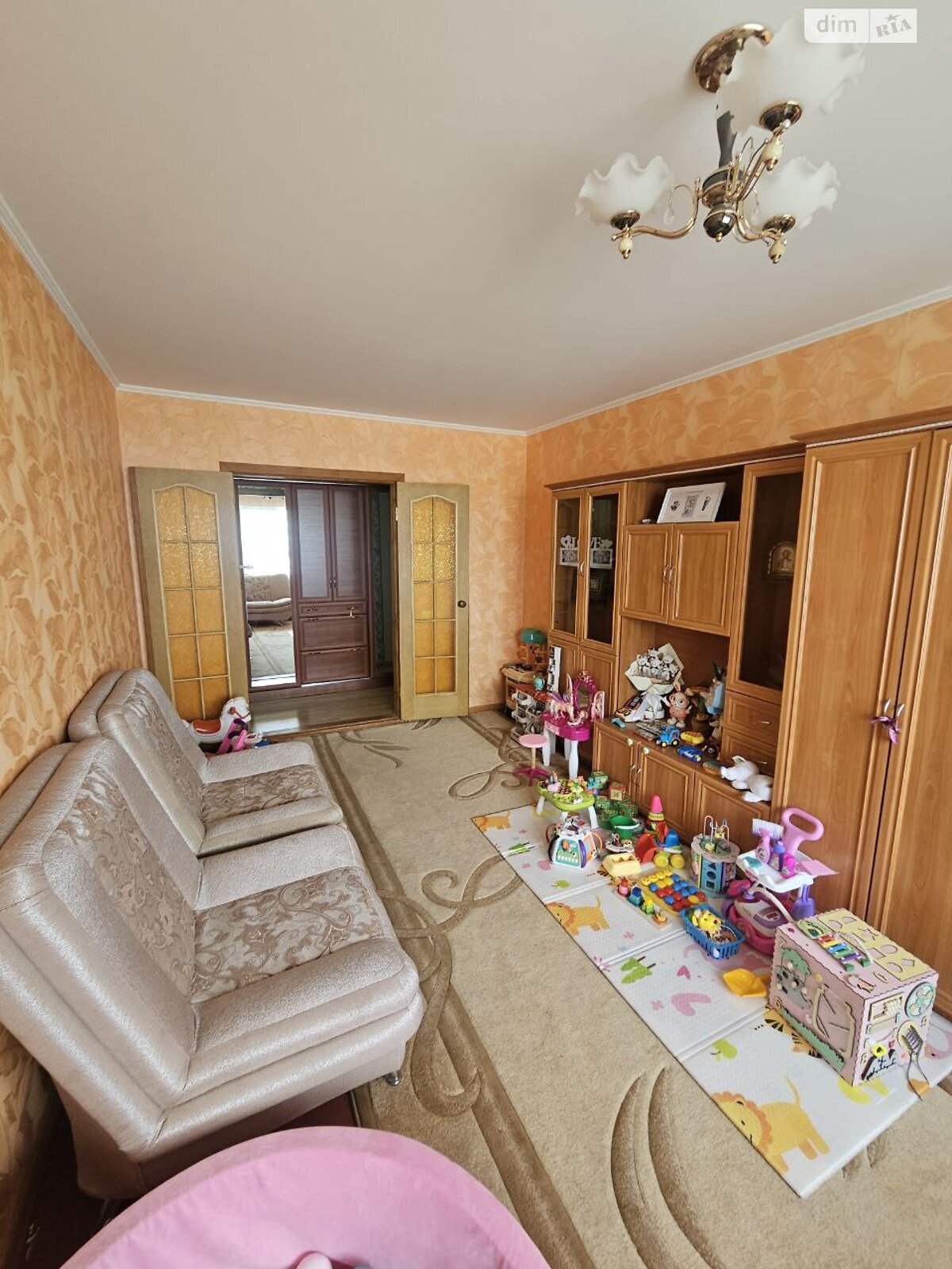Продаж трикімнатної квартири в Черкасах, на вул. Нарбутівська 160/3, район Придніпровський фото 1 Продаж трикімнатної квартири в Черкасах, на вул. Нарбутівська 160/3, район Придніпровський фото 1