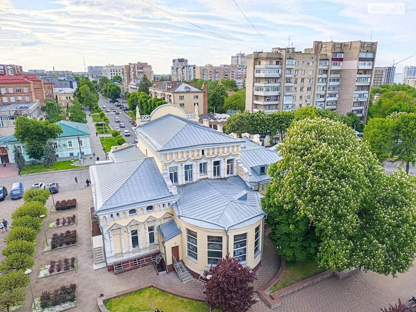 Продажа трехкомнатной квартиры в Черкассах, на ул. Небесной Сотни 5, район Приднепровский фото 1 Продажа трехкомнатной квартиры в Черкассах, на ул. Небесной Сотни 5, район Приднепровский фото 1