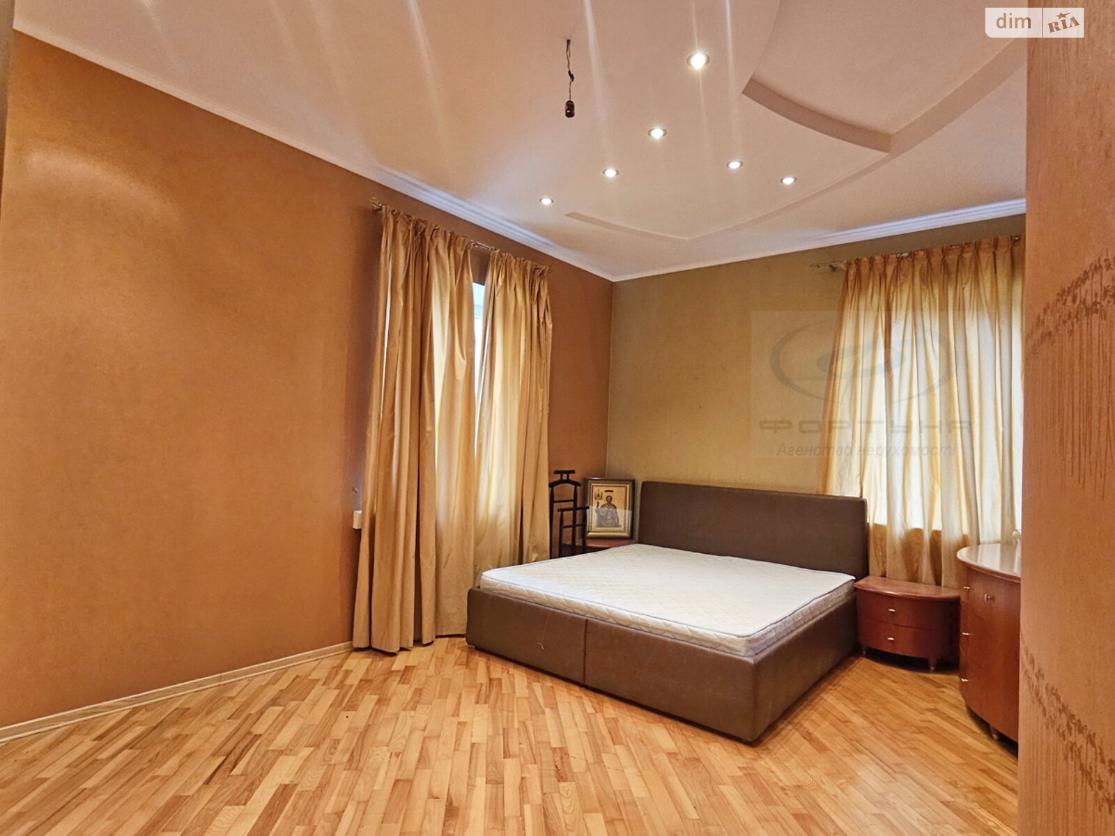 Продажа трехкомнатной квартиры в Черкассах, на ул. Небесной Сотни 38, район Приднепровский фото 1 Продажа трехкомнатной квартиры в Черкассах, на ул. Небесной Сотни 38, район Приднепровский фото 1