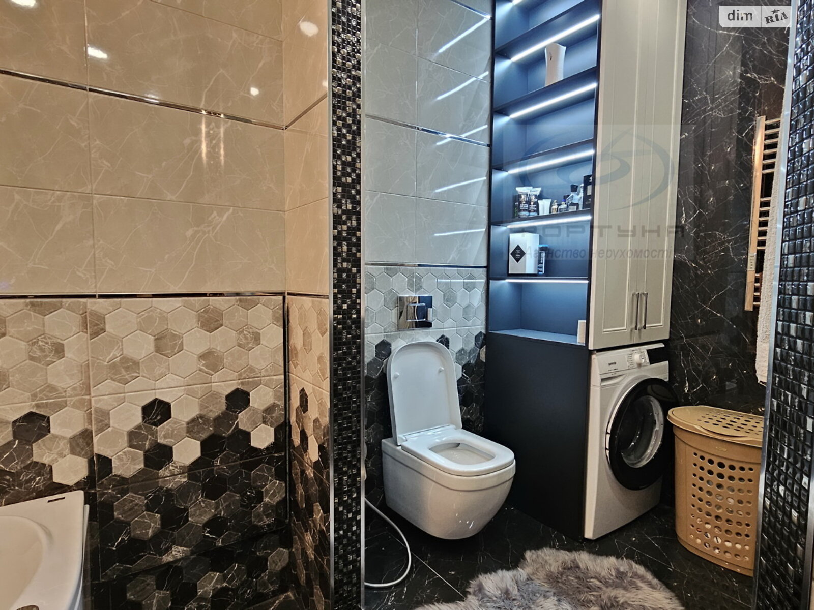 Продажа трехкомнатной квартиры в Черкассах, на ул. Небесной Сотни 38, район Приднепровский фото 1 Продажа трехкомнатной квартиры в Черкассах, на ул. Небесной Сотни 38, район Приднепровский фото 1