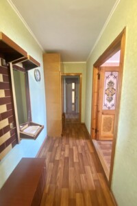 Продажа трехкомнатной квартиры в Черкассах, на ул. Припортовая 44, район Приднепровский фото 2