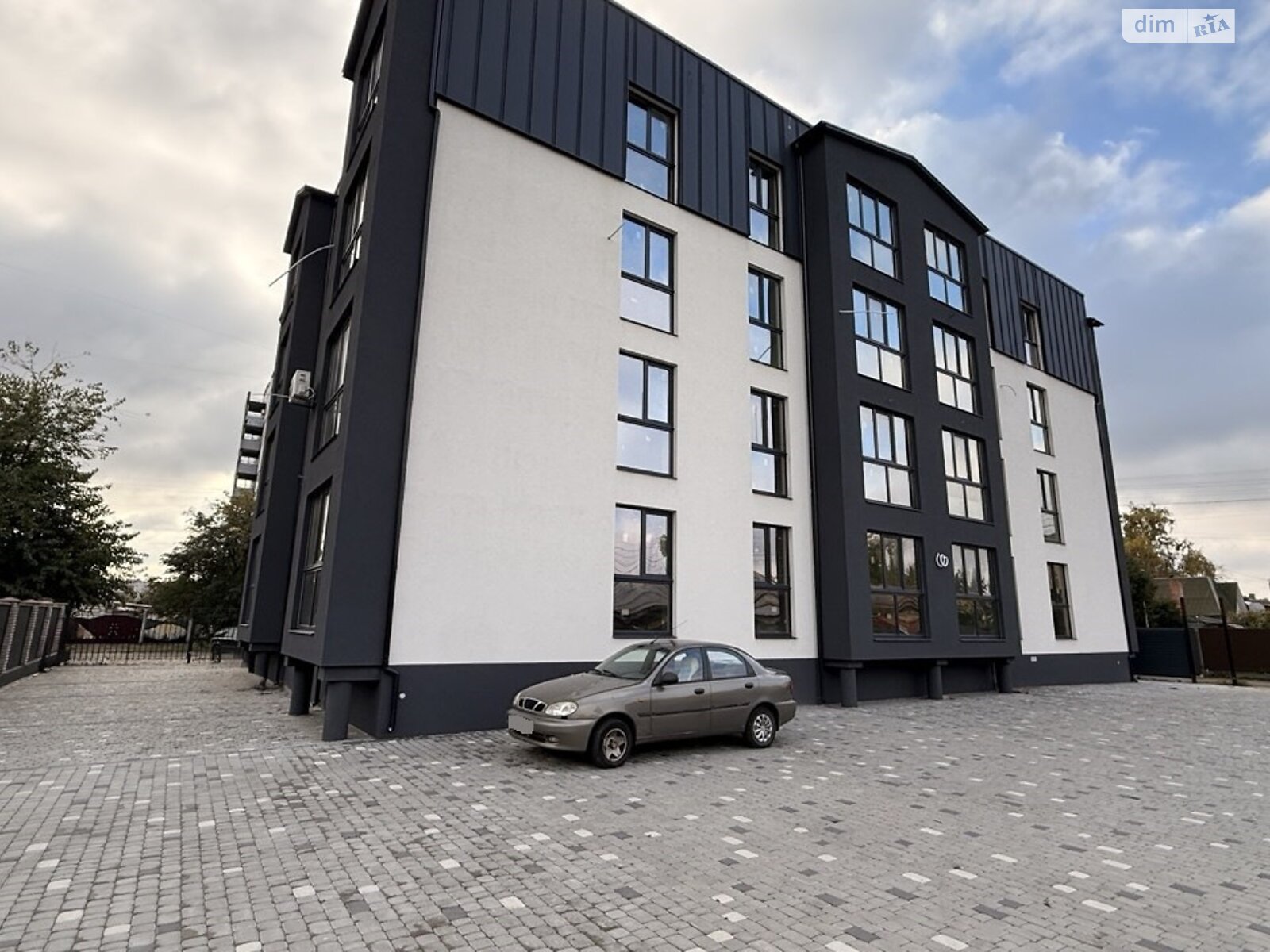 Продажа двухкомнатной квартиры в Черкассах, на ул. Рождественская 108, район Приднепровский фото 1