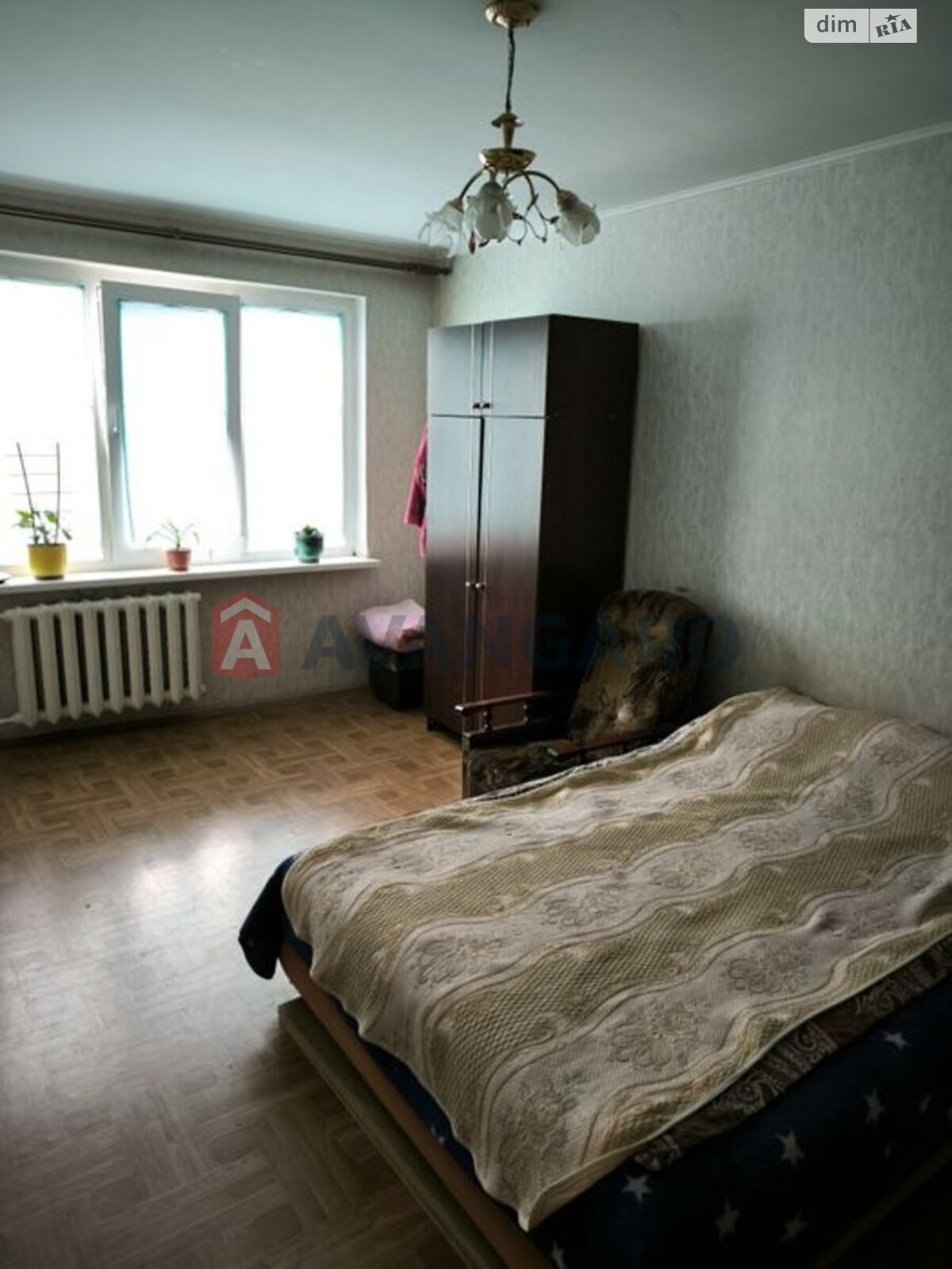 Продаж трикімнатної квартири в Черкасах, на вул. Симиренківська 31, район Придніпровський фото 1