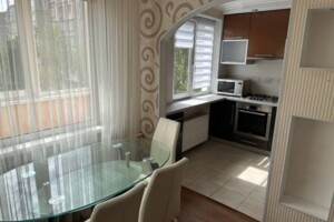 Продажа трехкомнатной квартиры в Черкассах, на ул. Сагайдачного Гетьмана 173/1, район Приднепровский фото 2