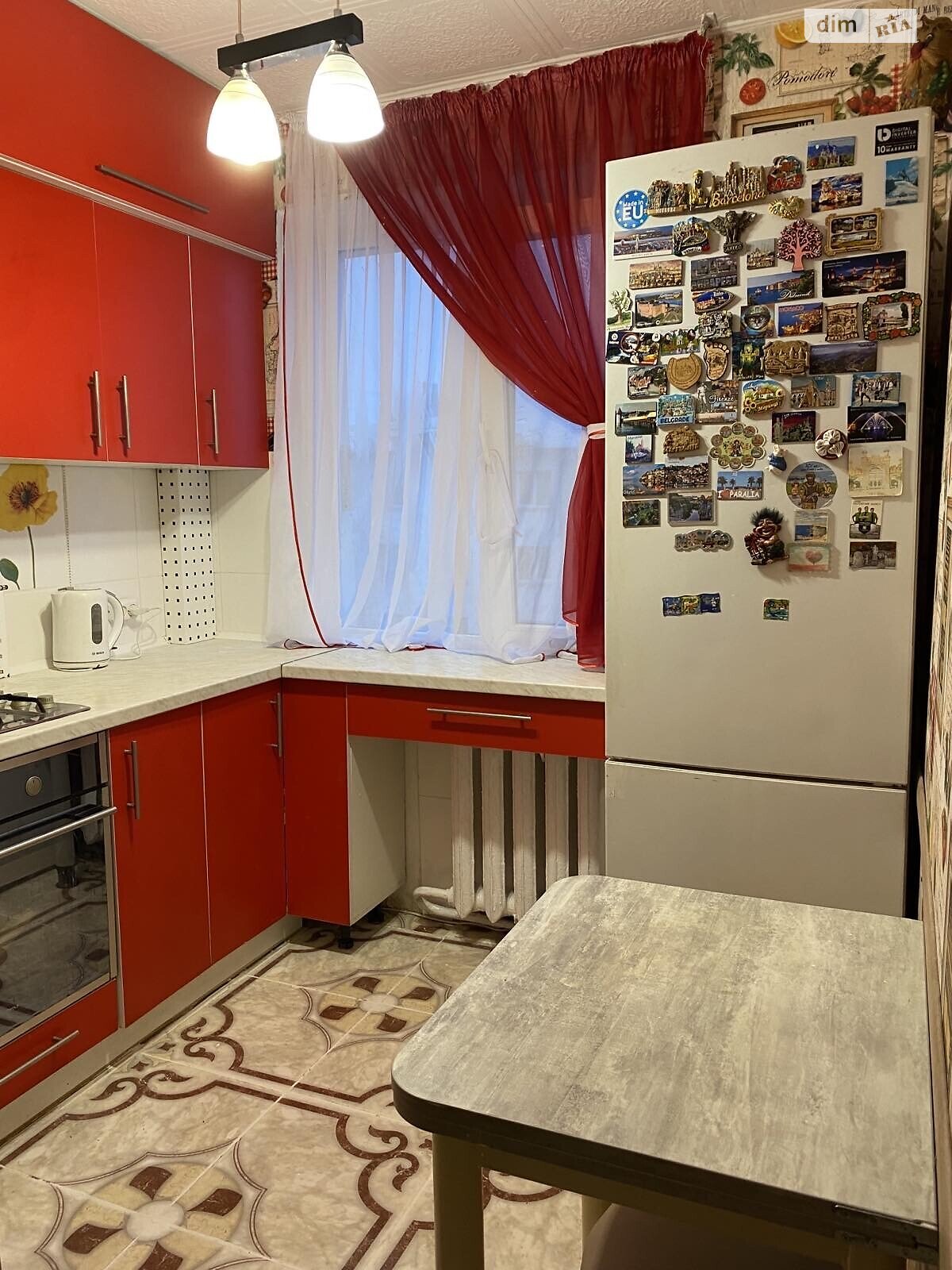 Продажа двухкомнатной квартиры в Черкассах, на ул. Соломенская 46, район Приднепровский фото 1 Продажа двухкомнатной квартиры в Черкассах, на ул. Соломенская 46, район Приднепровский фото 1