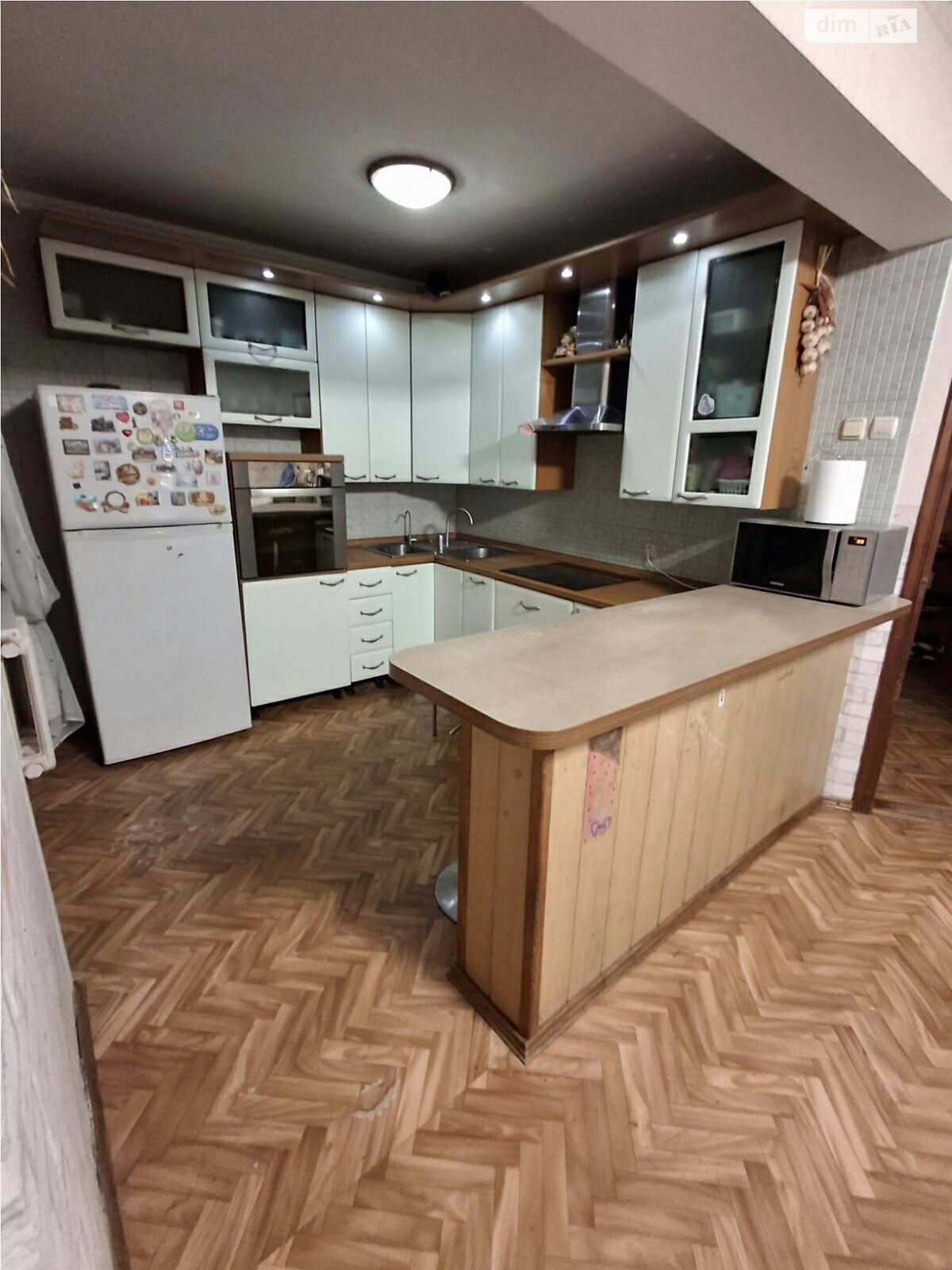 Продаж чотирикімнатної квартири в Черкасах, на вул. Володимира Великого 35, район Придніпровський фото 1 Продаж чотирикімнатної квартири в Черкасах, на вул. Володимира Великого 35, район Придніпровський фото 1
