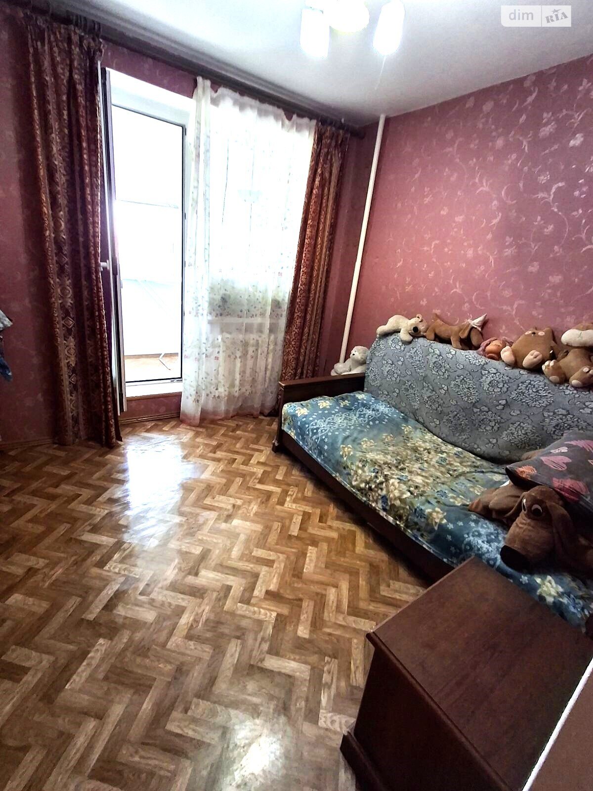 Продаж чотирикімнатної квартири в Черкасах, на вул. Володимира Великого 35, район Придніпровський фото 1 Продаж чотирикімнатної квартири в Черкасах, на вул. Володимира Великого 35, район Придніпровський фото 1