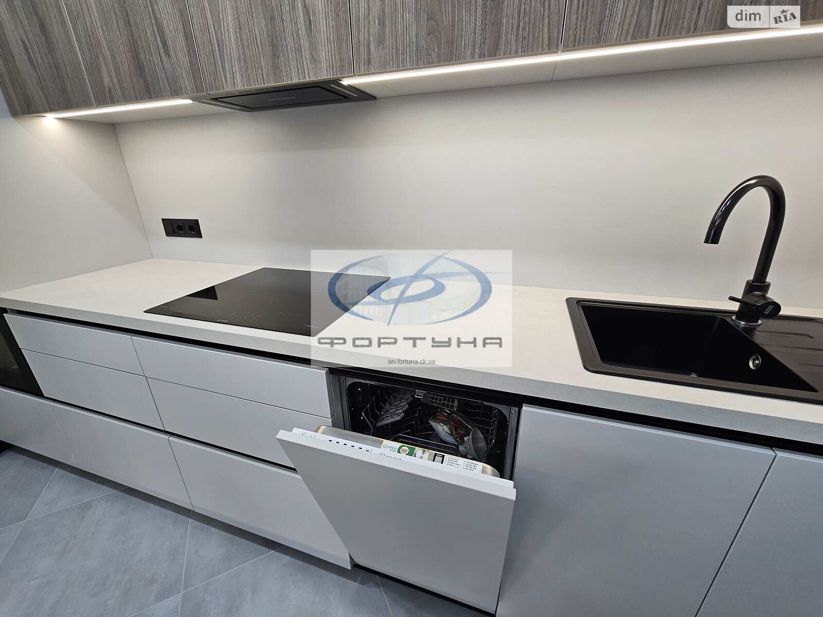 Продаж однокімнатної квартири в Черкасах, на вул. Володимира Великого 41/1, район Придніпровський фото 1 Продаж однокімнатної квартири в Черкасах, на вул. Володимира Великого 41/1, район Придніпровський фото 1