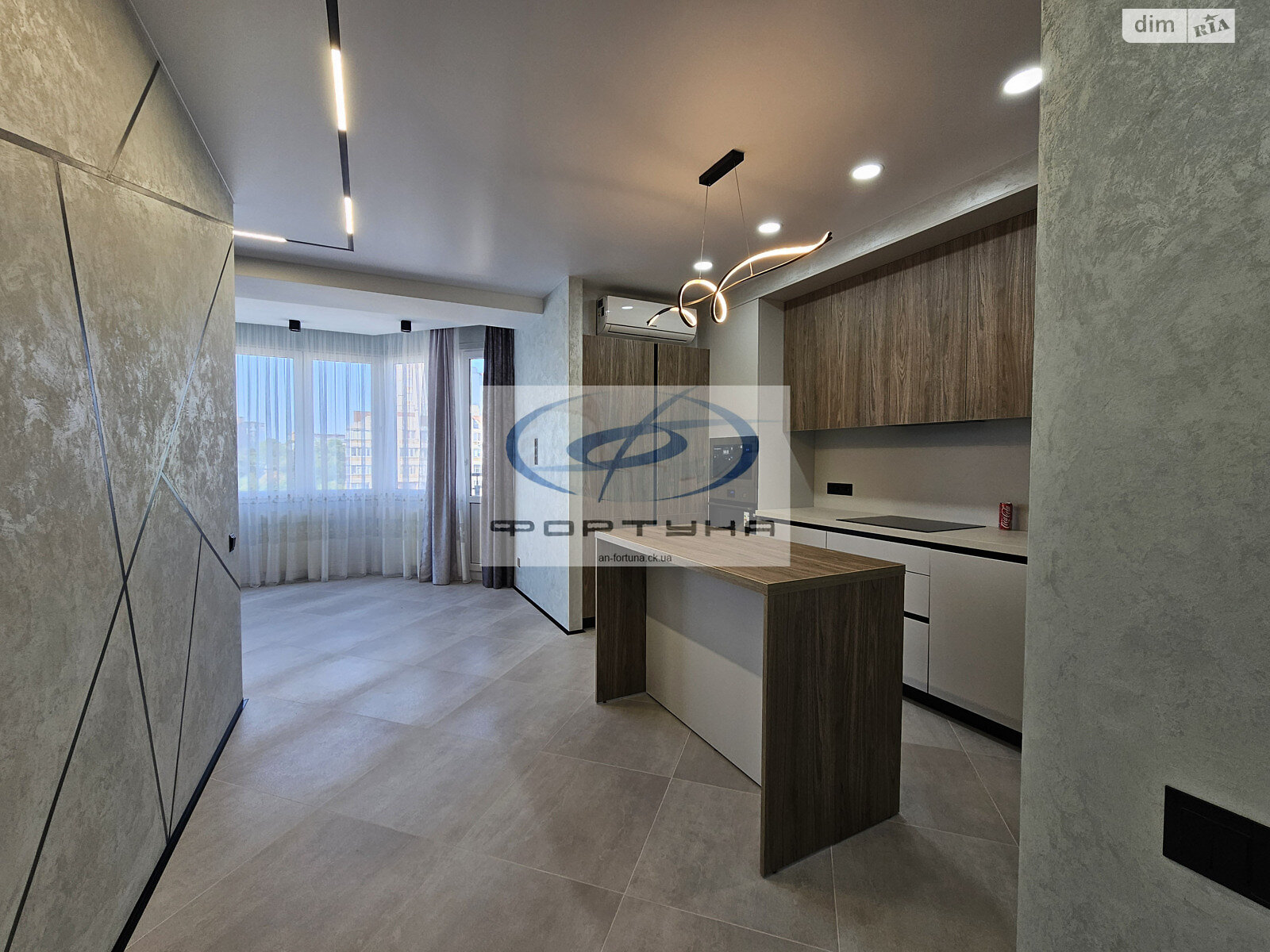 Продаж однокімнатної квартири в Черкасах, на вул. Володимира Великого 41/1, район Придніпровський фото 1 Продаж однокімнатної квартири в Черкасах, на вул. Володимира Великого 41/1, район Придніпровський фото 1