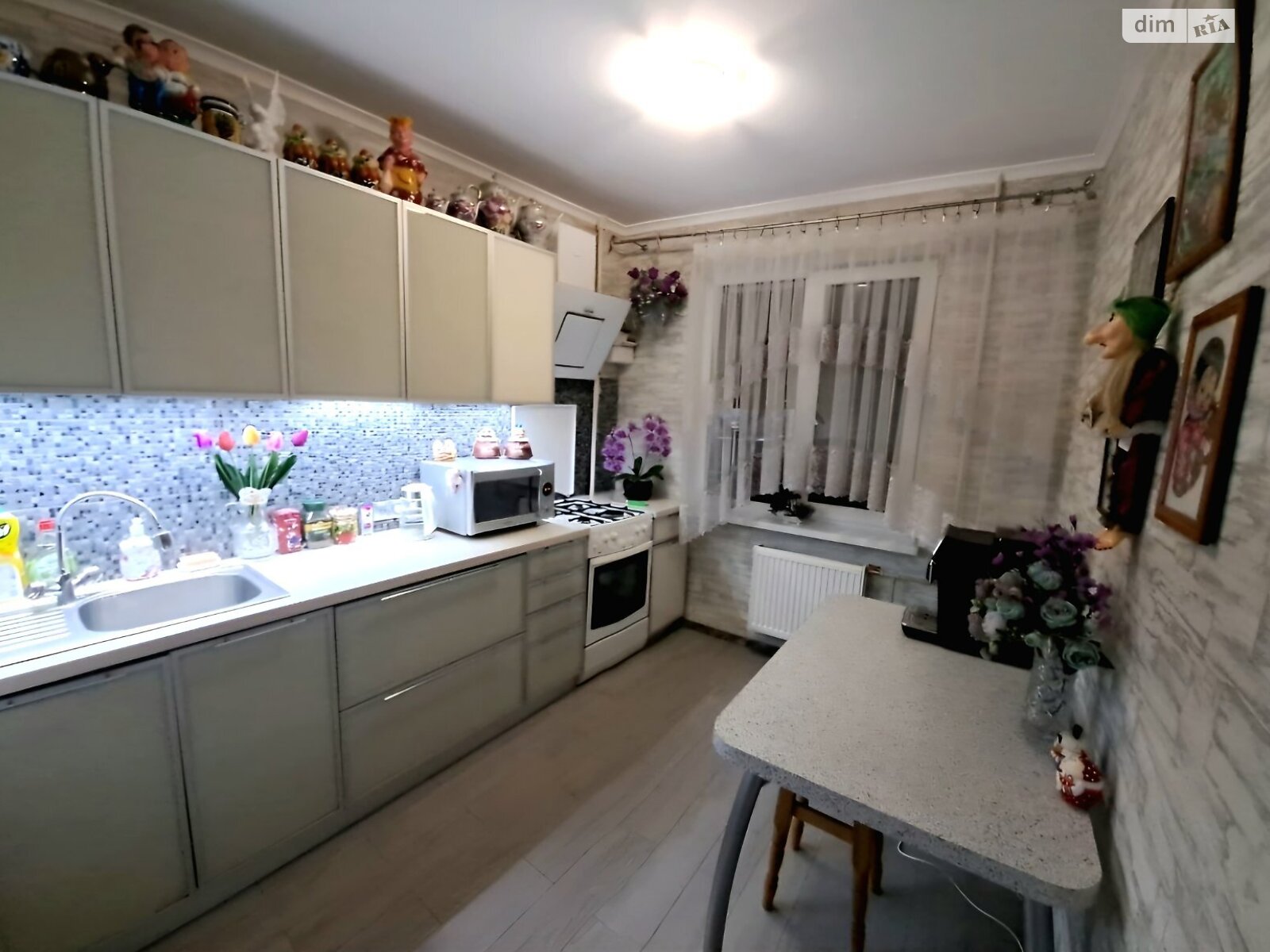 Продажа четырехкомнатной квартиры в Черкассах, на ул. Защитников Азовстали 2, район Приднепровский фото 1 Продажа четырехкомнатной квартиры в Черкассах, на ул. Защитников Азовстали 2, район Приднепровский фото 1