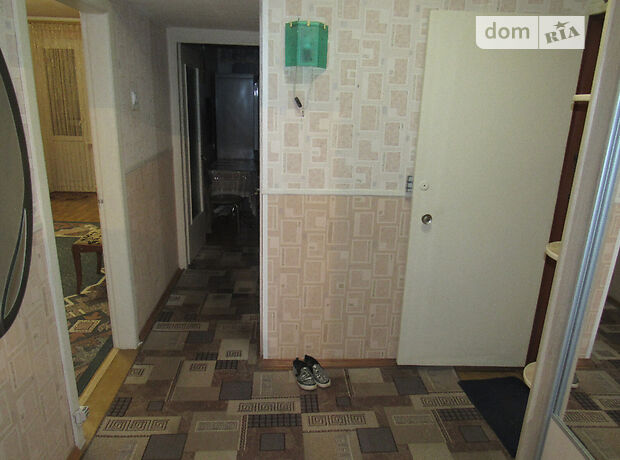 Продажа трехкомнатной квартиры в Черкассах, на ул. Нарбутовская, район Район Д фото 1