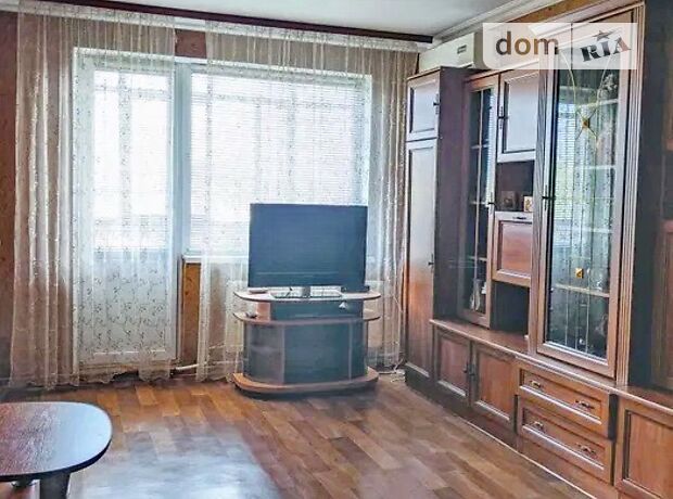 Продажа четырехкомнатной квартиры в Черкассах, район Школьная фото 1 Продажа четырехкомнатной квартиры в Черкассах, район Школьная фото 1