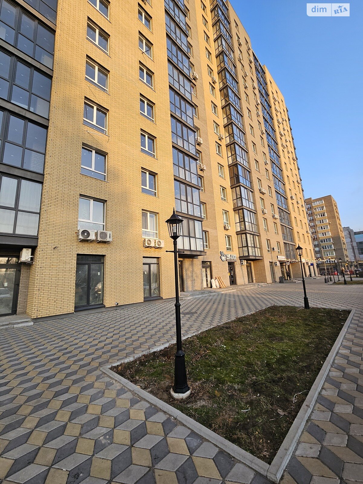 Продажа двухкомнатной квартиры в Черкассах, на ул. Добровольческих Батальонов 203/1, район Центр фото 1 Продажа двухкомнатной квартиры в Черкассах, на ул. Добровольческих Батальонов 203/1, район Центр фото 1