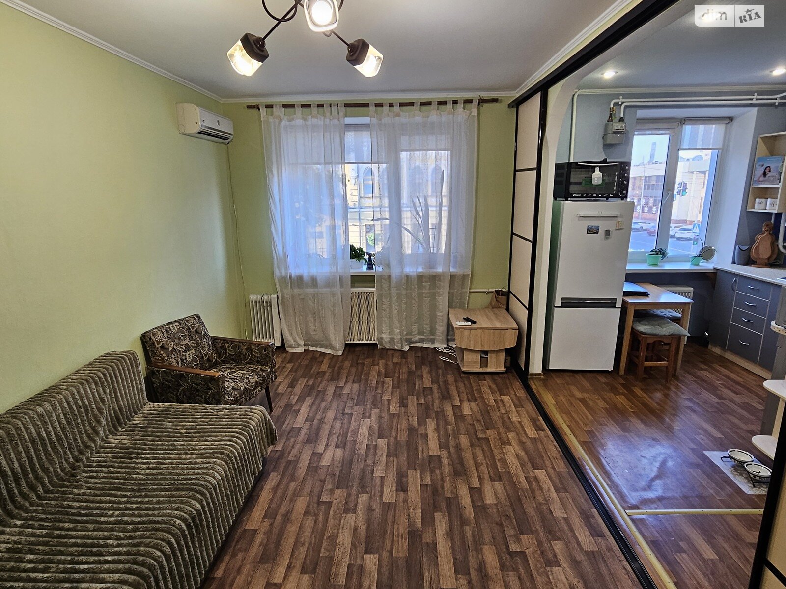 Продажа однокомнатной квартиры в Черкассах, на ул. Крещатик, район Сосновский фото 1 Продажа однокомнатной квартиры в Черкассах, на ул. Крещатик, район Сосновский фото 1