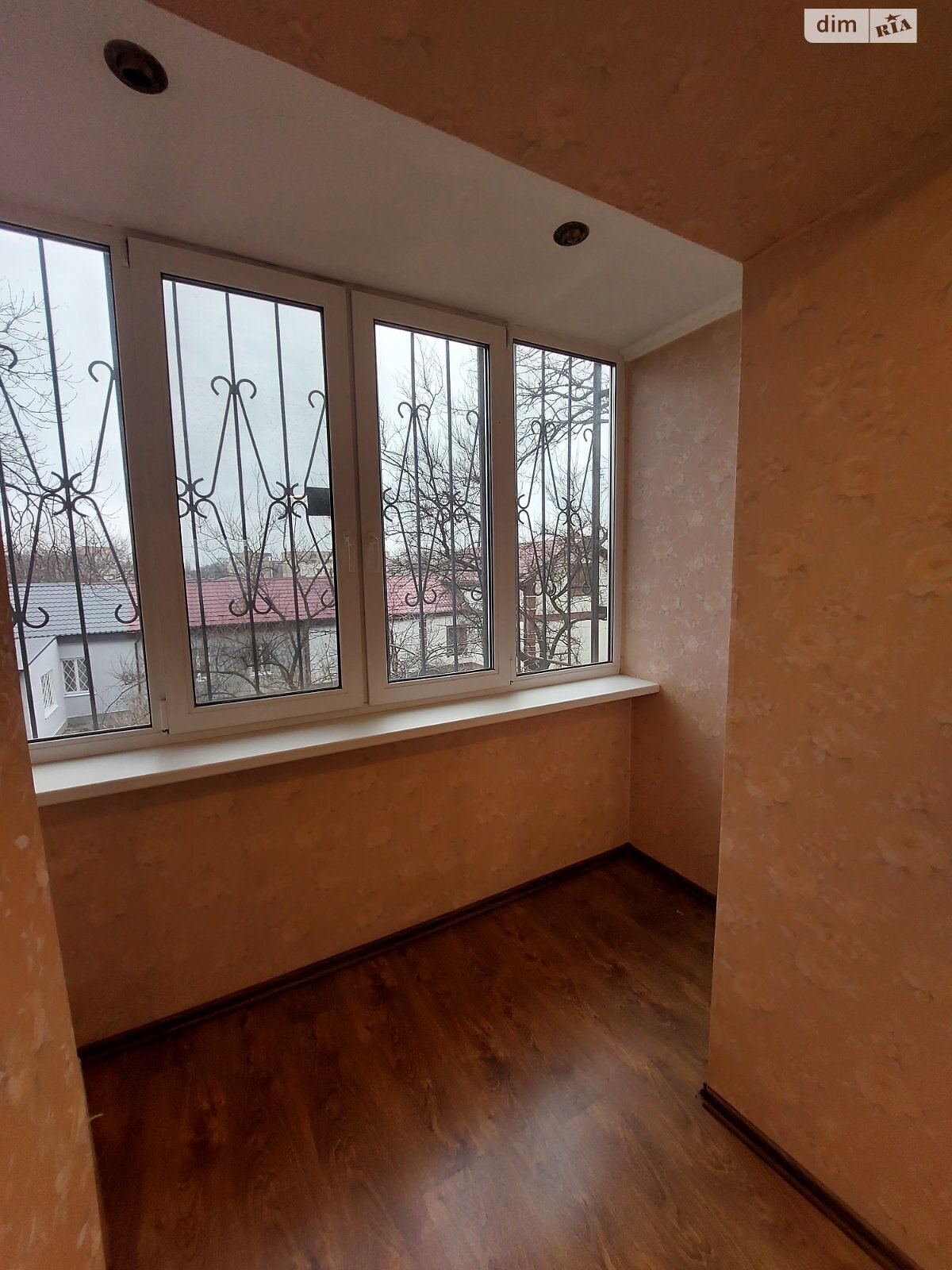 Продаж трикімнатної квартири в Черкасах, на вул. Кухарця Євгена, район Соснівський фото 1 Продаж трикімнатної квартири в Черкасах, на вул. Кухарця Євгена, район Соснівський фото 1