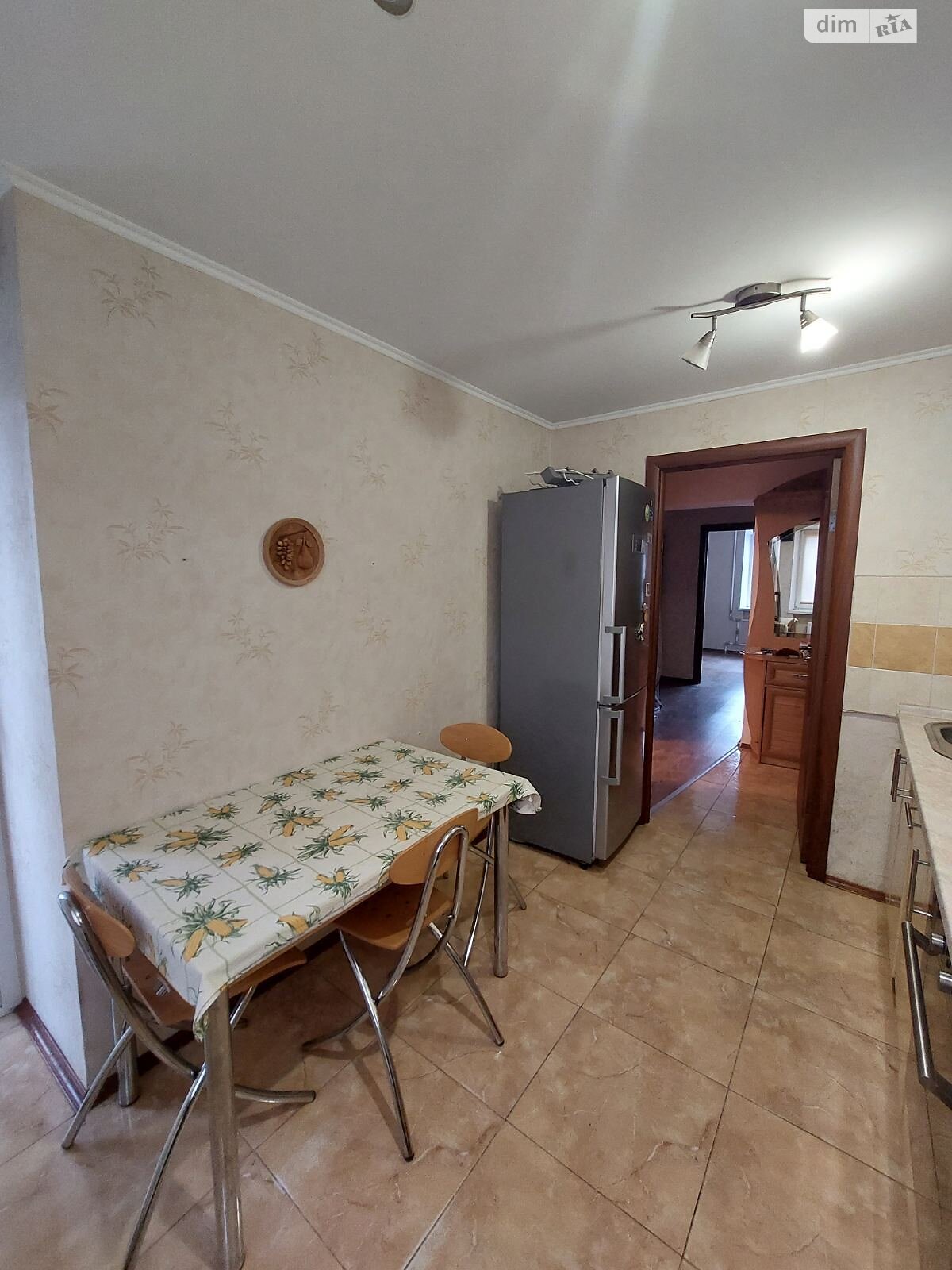 Продаж трикімнатної квартири в Черкасах, на вул. Кухарця Євгена, район Соснівський фото 1 Продаж трикімнатної квартири в Черкасах, на вул. Кухарця Євгена, район Соснівський фото 1