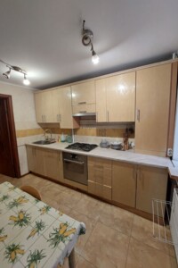 Продаж трикімнатної квартири в Черкасах, на вул. Кухарця Євгена, район Соснівський фото 2