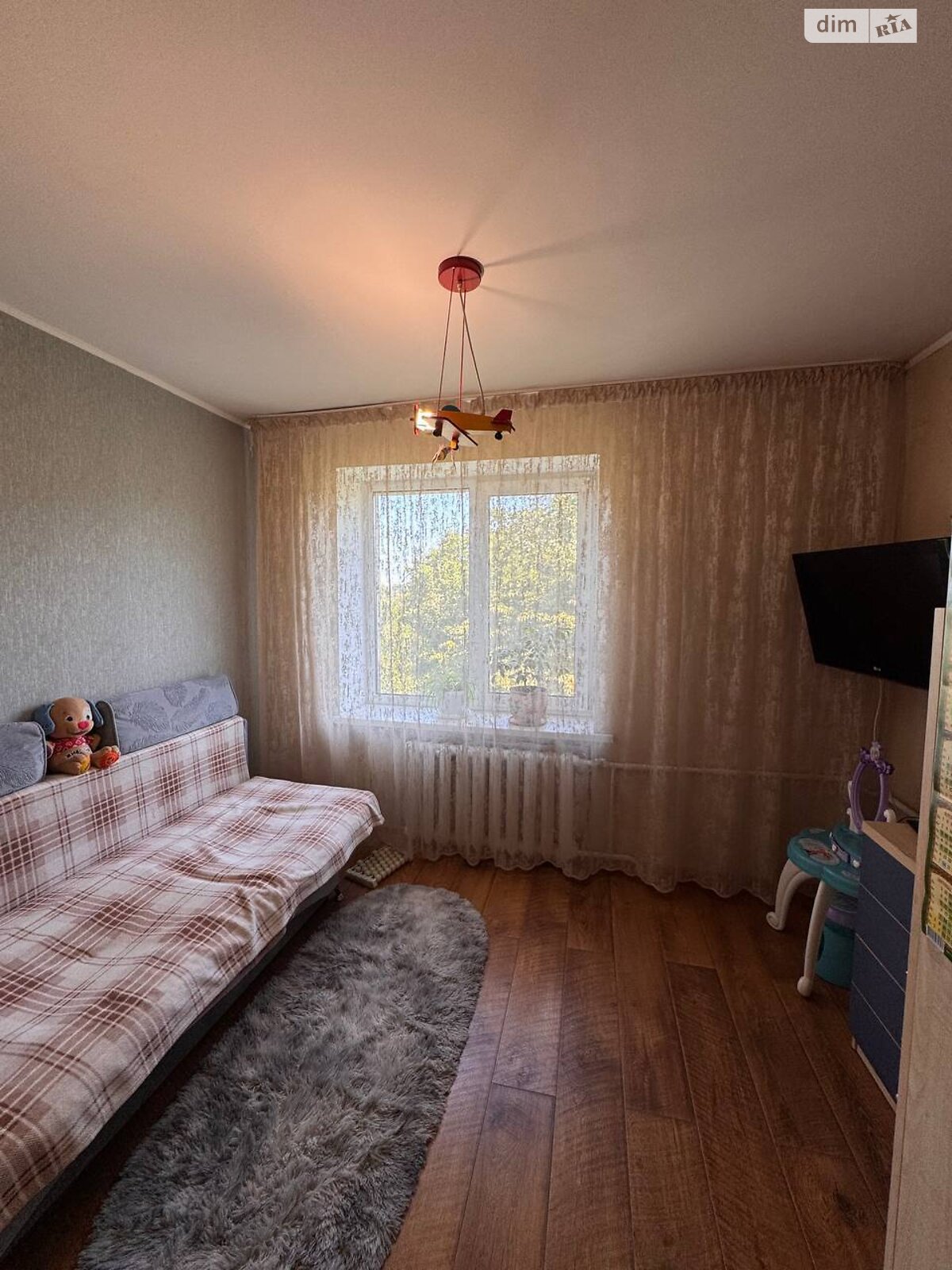 Продаж трикімнатної квартири в Черкасах, на вул. Кухарця Євгена 6, район Соснівський фото 1 Продаж трикімнатної квартири в Черкасах, на вул. Кухарця Євгена 6, район Соснівський фото 1