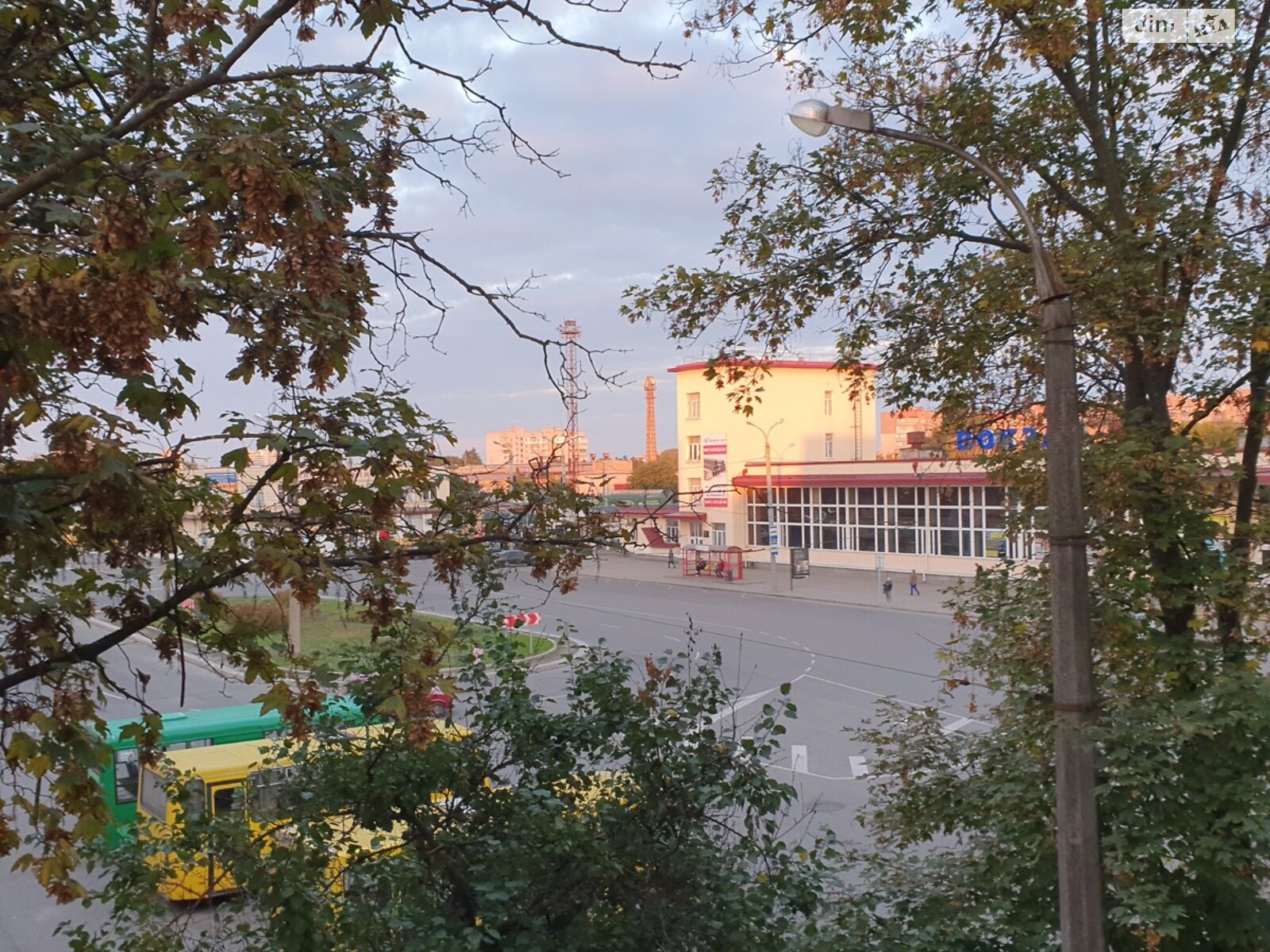 Продаж чотирикімнатної квартири в Черкасах, на вул. Ложешнікова Володимира 54, район Соснівський фото 1 Продаж чотирикімнатної квартири в Черкасах, на вул. Ложешнікова Володимира 54, район Соснівський фото 1