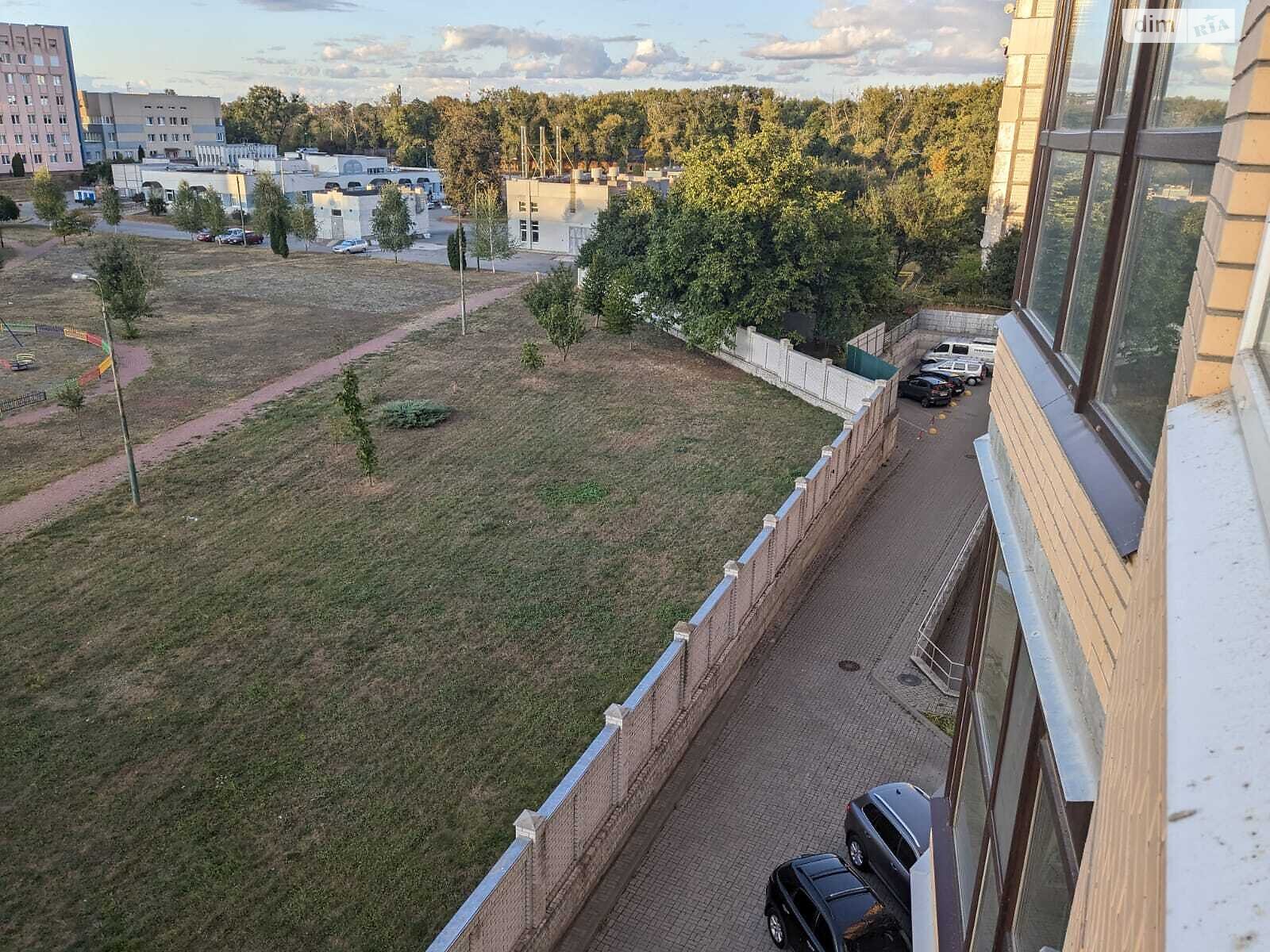 Продаж двокімнатної квартири в Черкасах, на просп. Перемоги 8/6, район Соснівський фото 1 Продаж двокімнатної квартири в Черкасах, на просп. Перемоги 8/6, район Соснівський фото 1