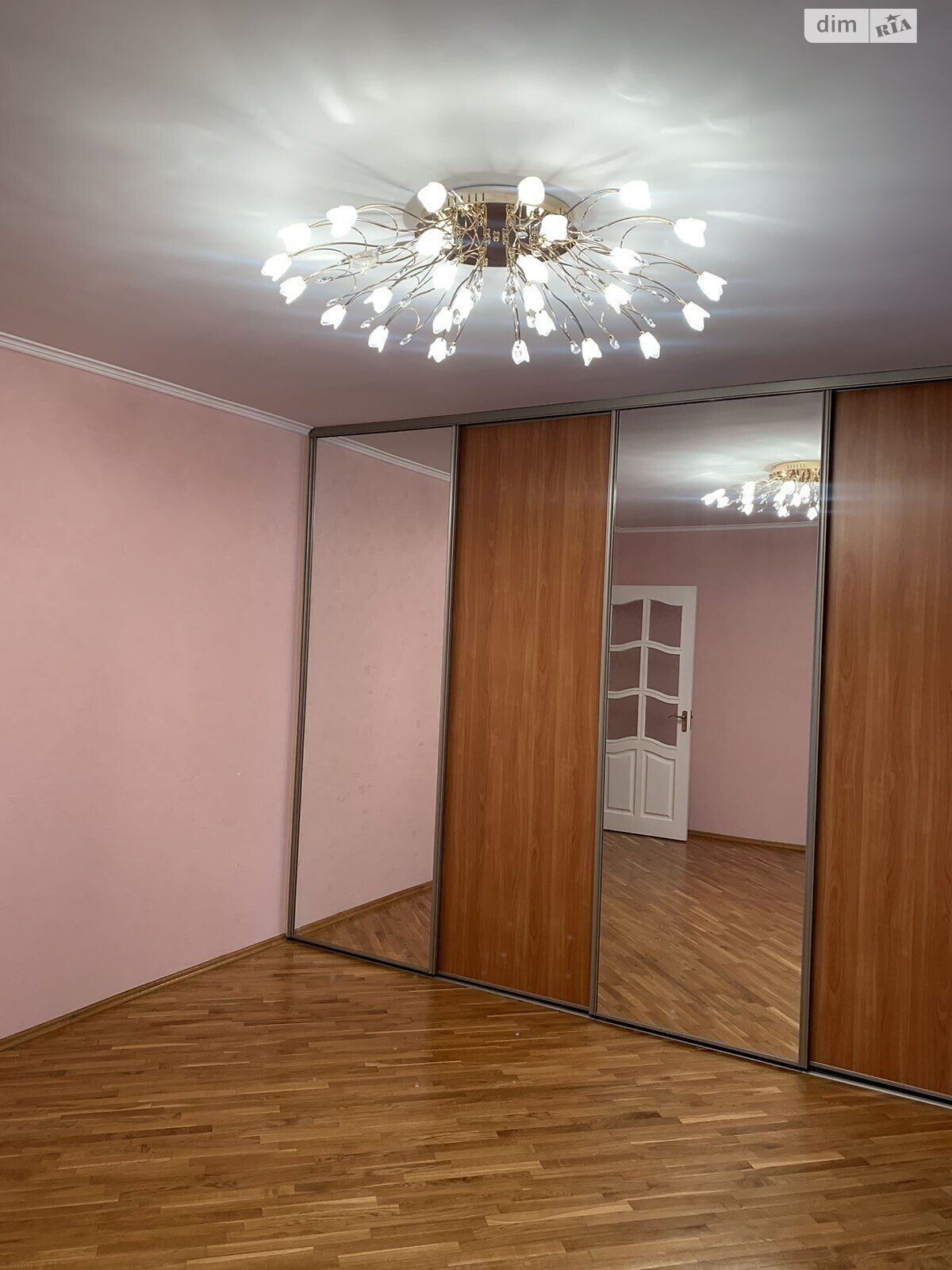Продаж трикімнатної квартири в Черкасах, на вул. Праведниці Шулежко 67, район Соснівський фото 1 Продаж трикімнатної квартири в Черкасах, на вул. Праведниці Шулежко 67, район Соснівський фото 1