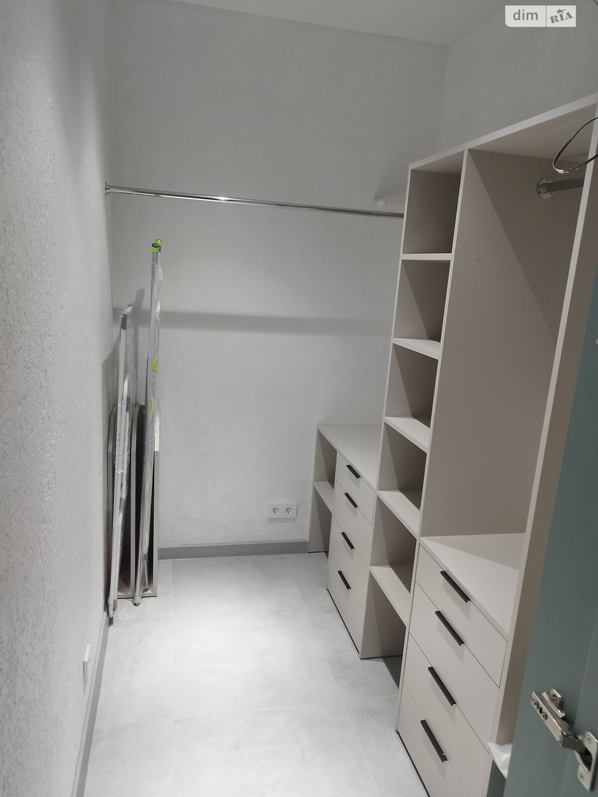 Продажа однокомнатной квартиры в Черкассах, на ул. Праведницы Шулежко 33, район Сосновский фото 1 Продажа однокомнатной квартиры в Черкассах, на ул. Праведницы Шулежко 33, район Сосновский фото 1