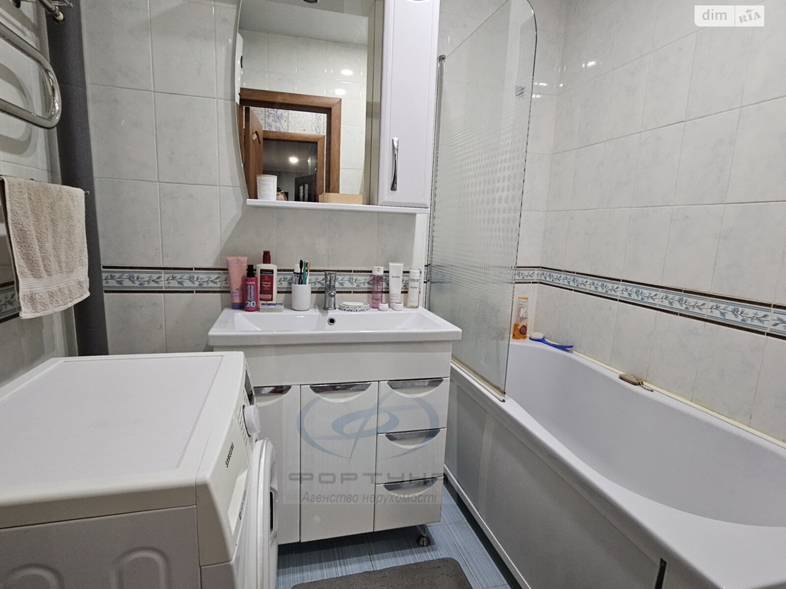 Продажа двухкомнатной квартиры в Черкассах, на ул. Смелянская 2/1, район Сосновский фото 1 Продажа двухкомнатной квартиры в Черкассах, на ул. Смелянская 2/1, район Сосновский фото 1
