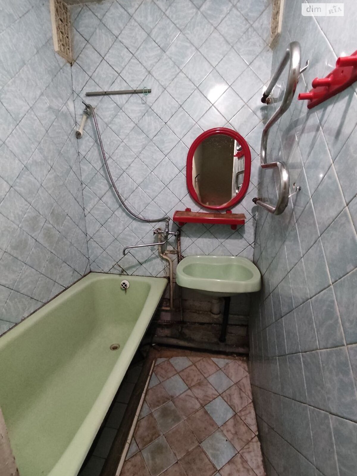 Продажа трехкомнатной квартиры в Черкассах, на ул. Смелянская, район Сосновский фото 1 Продажа трехкомнатной квартиры в Черкассах, на ул. Смелянская, район Сосновский фото 1