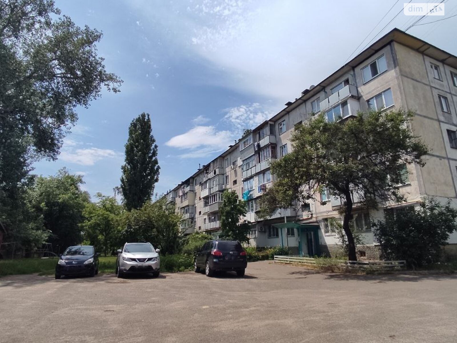 Продажа трехкомнатной квартиры в Черкассах, на ул. Смелянская, район Сосновский фото 1 Продажа трехкомнатной квартиры в Черкассах, на ул. Смелянская, район Сосновский фото 1