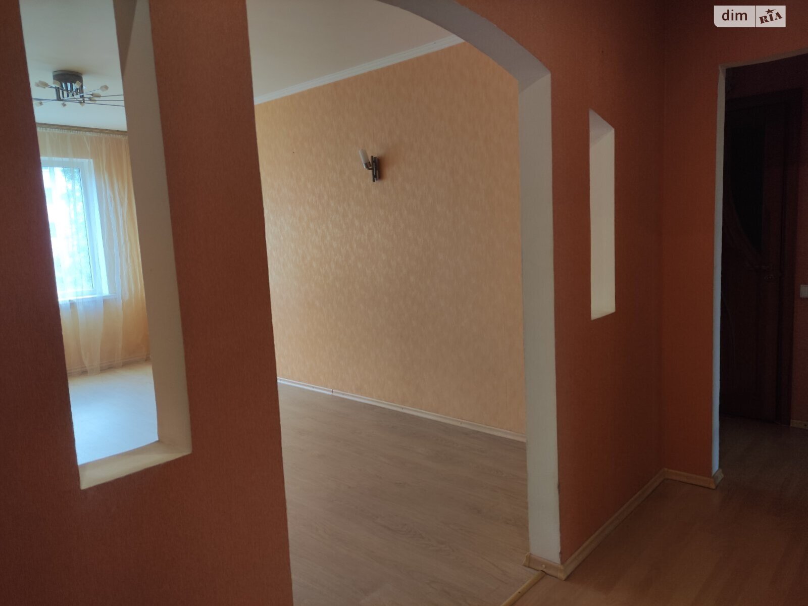 Продажа трехкомнатной квартиры в Черкассах, на ул. Сумгаитская 28, район Сосновский фото 1 Продажа трехкомнатной квартиры в Черкассах, на ул. Сумгаитская 28, район Сосновский фото 1