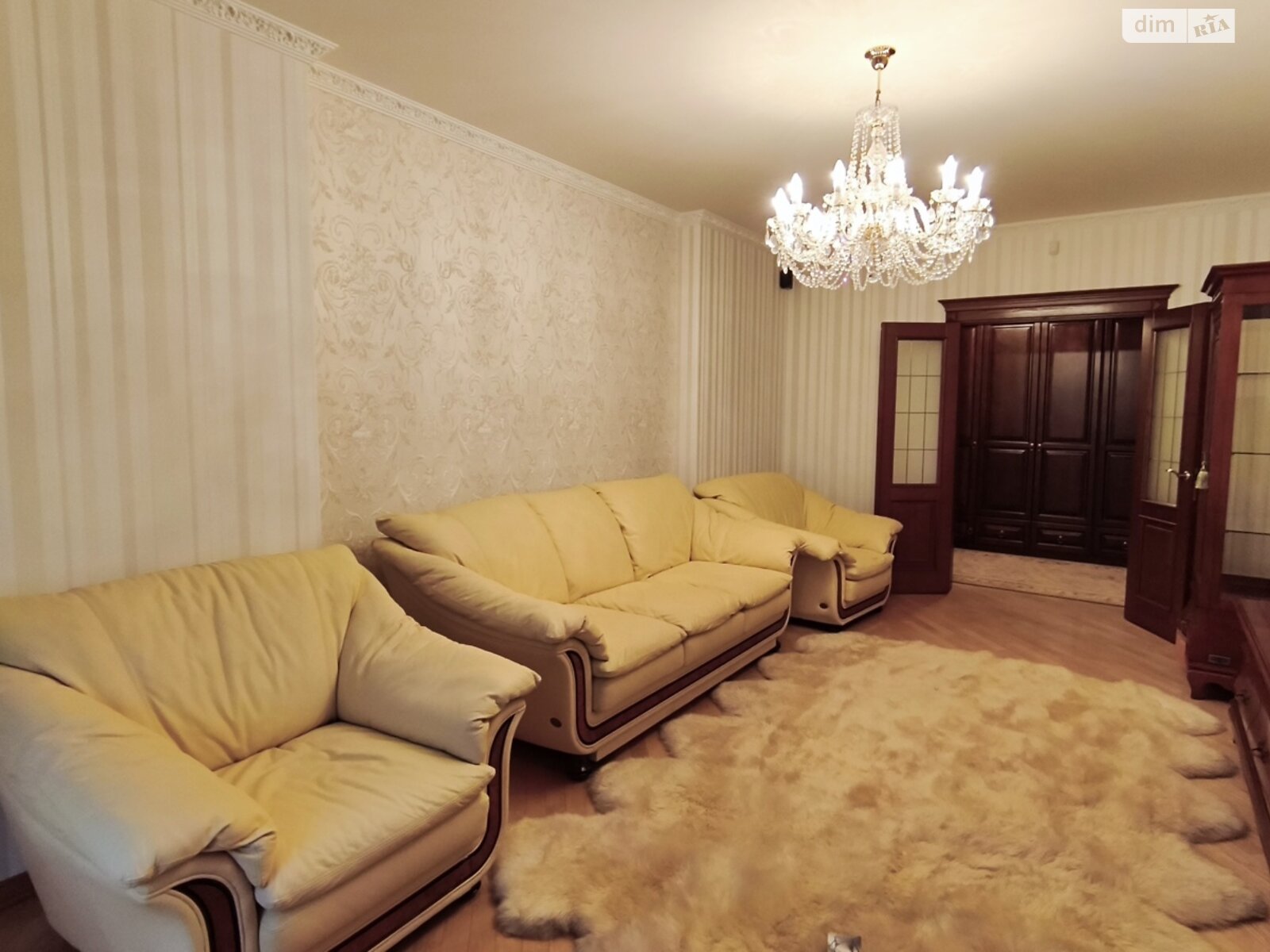 Продаж трикімнатної квартири в Черкасах, на вул. Святотроїцька 94, район Соснівський фото 1