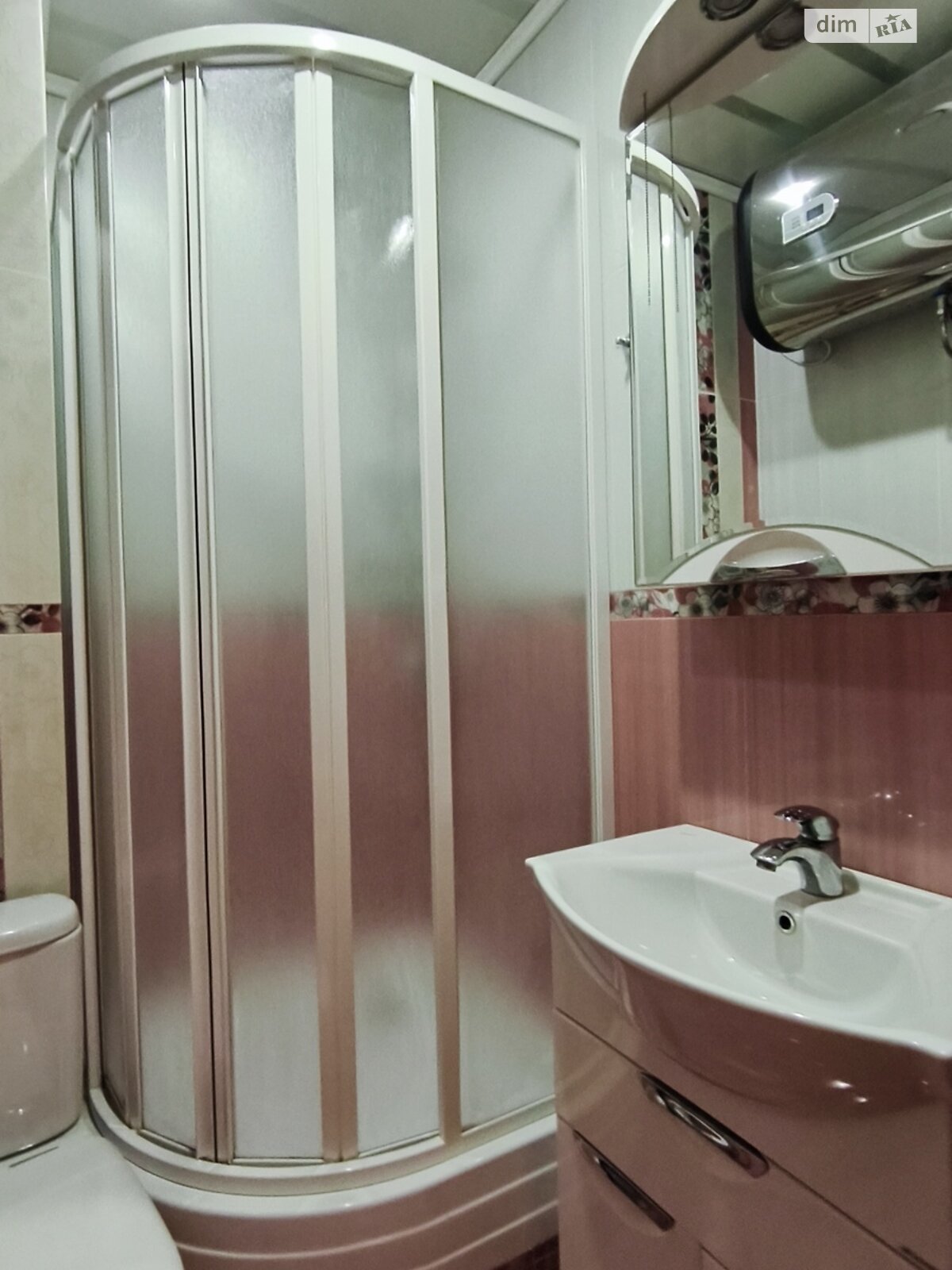 Продаж трикімнатної квартири в Черкасах, на вул. Святотроїцька 94, район Соснівський фото 1