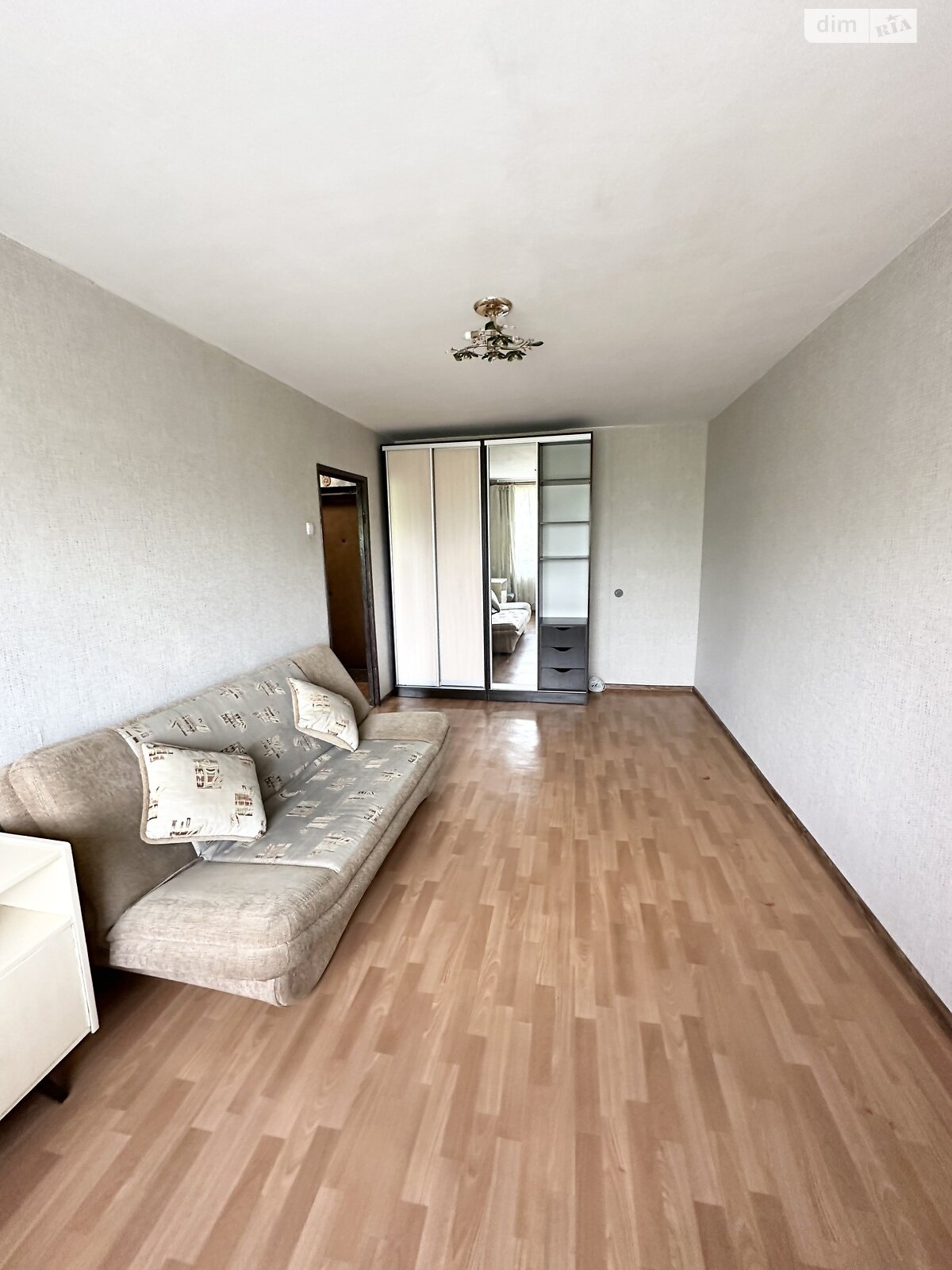 Продаж однокімнатної квартири в Черкасах, на вул. Залізняка Максима 91, район Соснівський фото 1 Продаж однокімнатної квартири в Черкасах, на вул. Залізняка Максима 91, район Соснівський фото 1