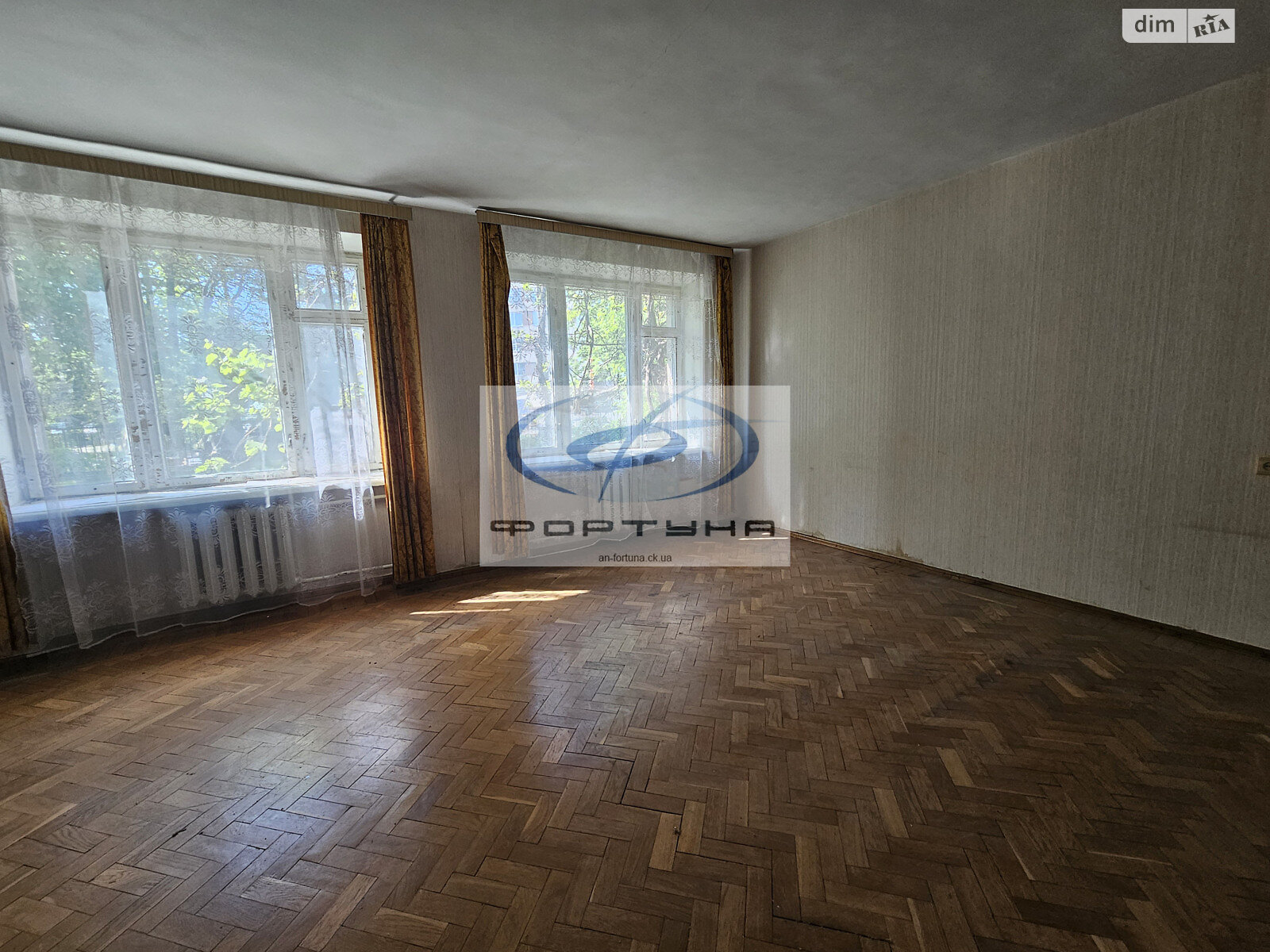 Продаж чотирикімнатної квартири в Черкасах, на вул. Байди-Вишневецького 10, район Центр фото 1 Продаж чотирикімнатної квартири в Черкасах, на вул. Байди-Вишневецького 10, район Центр фото 1
