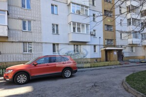 Продаж двокімнатної квартири в Черкасах, на вул. Грушевського Михайла 43, район Центр фото 2