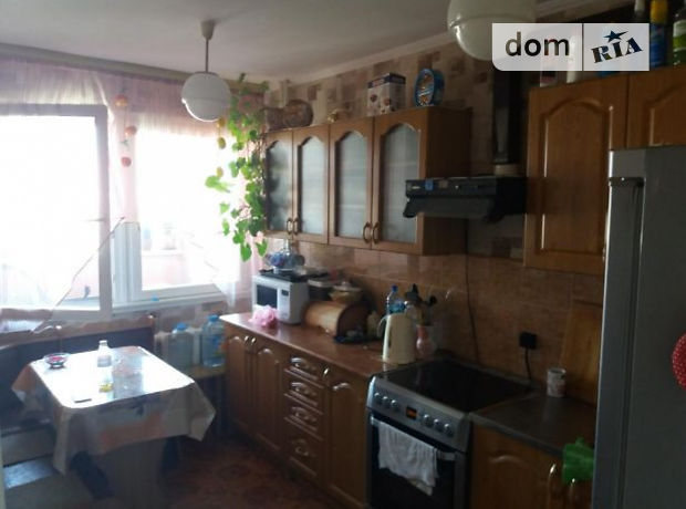Продажа трехкомнатной квартиры в Черкассах, на ул. Пастеровская район Центр фото 1 Продажа трехкомнатной квартиры в Черкассах, на ул. Пастеровская район Центр фото 1