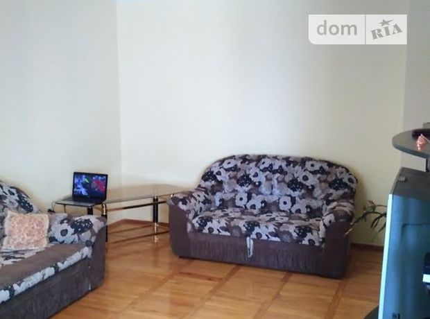 Продажа трехкомнатной квартиры в Черкассах, на ул. Пастеровская район Центр фото 1 Продажа трехкомнатной квартиры в Черкассах, на ул. Пастеровская район Центр фото 1